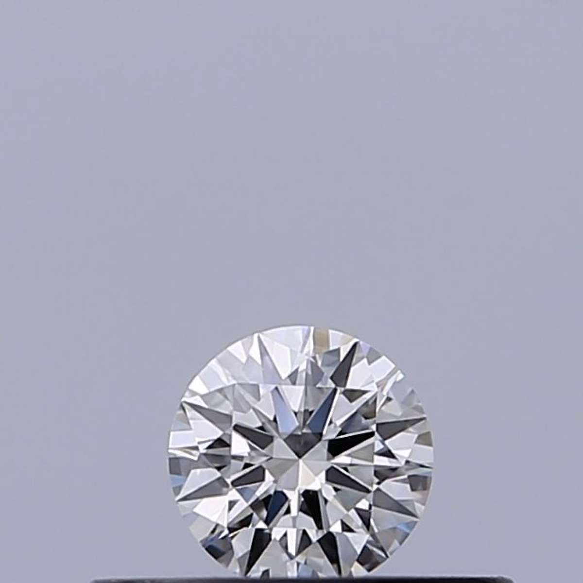 Certified Diamond IGI Carats 0.18 Color F Clarity VVS2  EX  EX  EX Fluorescence NON Brown No Milky No EyeClean 100%