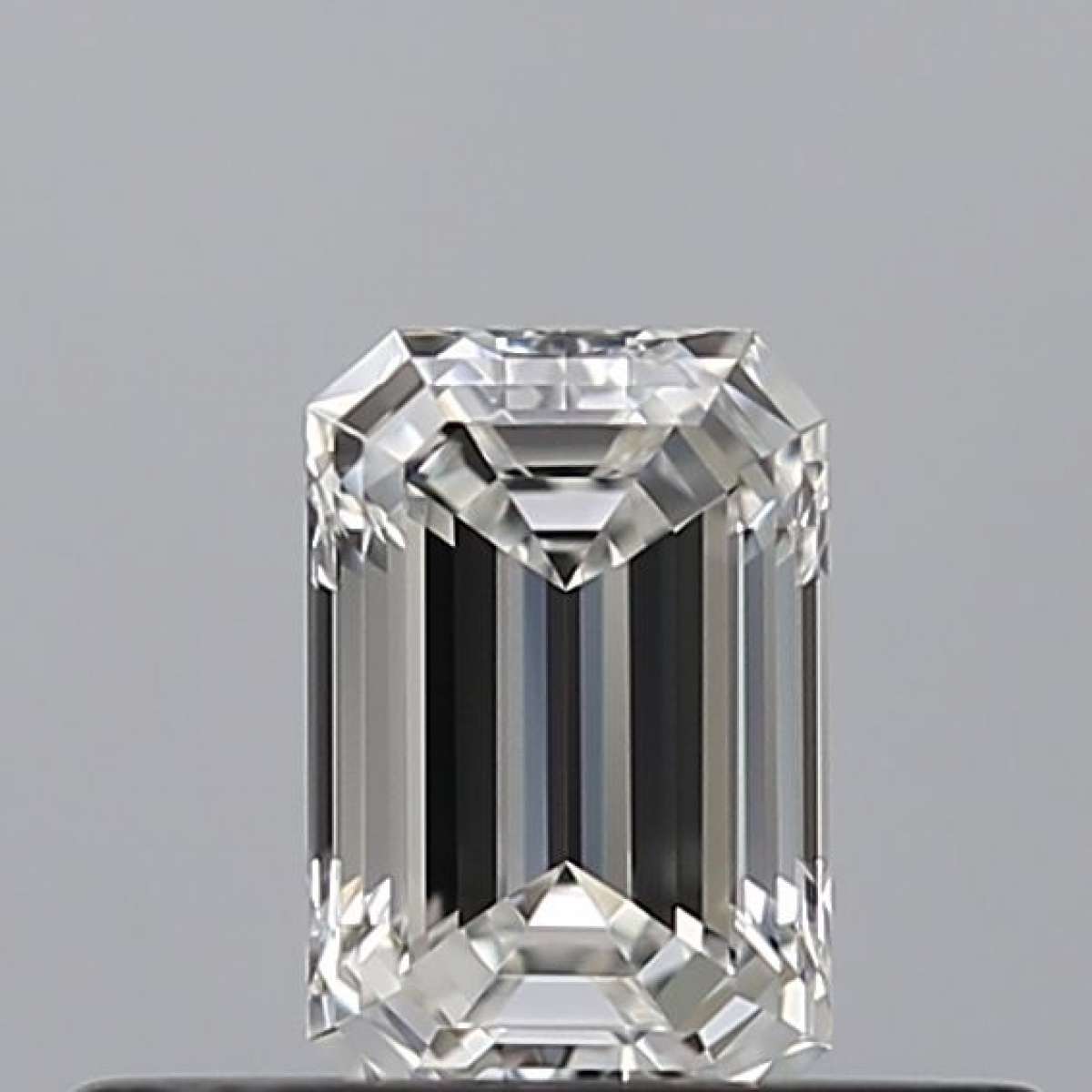 Diamante Certificato GIA Carati 0.31 Colore F Purezza VVS1  -  EX  VG Fluorescenza NON Brown No Milky No EyeClean 100%