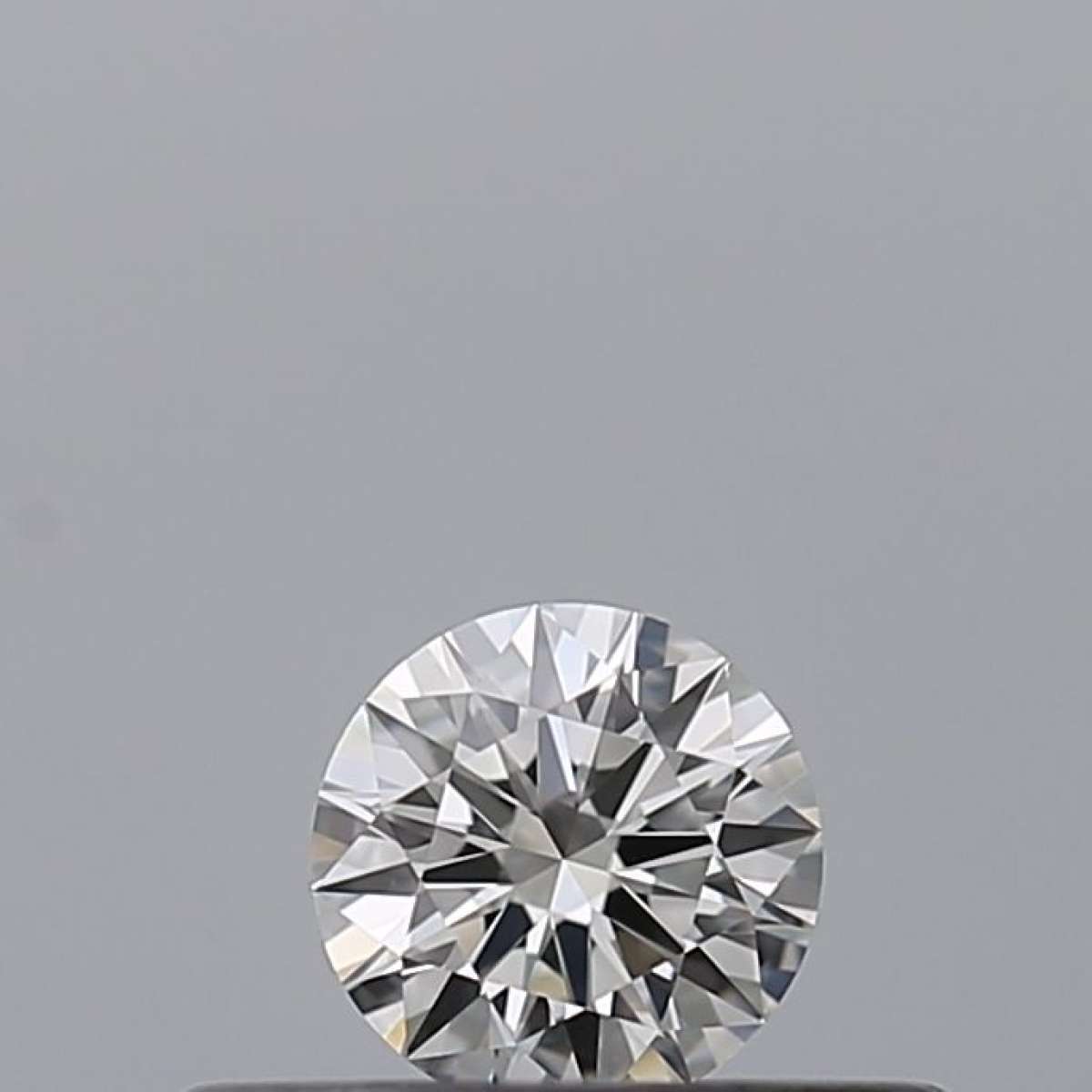 Diamante Certificato GIA Carati 0.18 Colore E Purezza VS2  EX  VG  EX Fluorescenza NON Brown No Green No Milky No EyeClean 100%