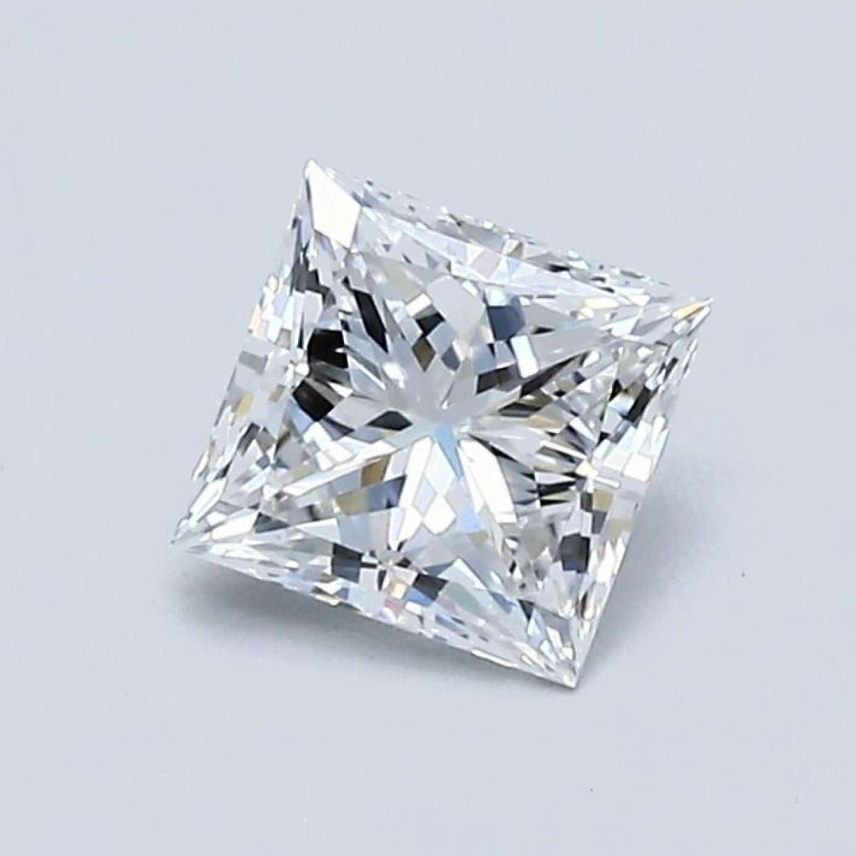 Certified Diamond GIA Carats 0.72 Color D Clarity VVS1  -  VG  VG Fluorescence NON Brown No Green No Milky No EyeClean 100%