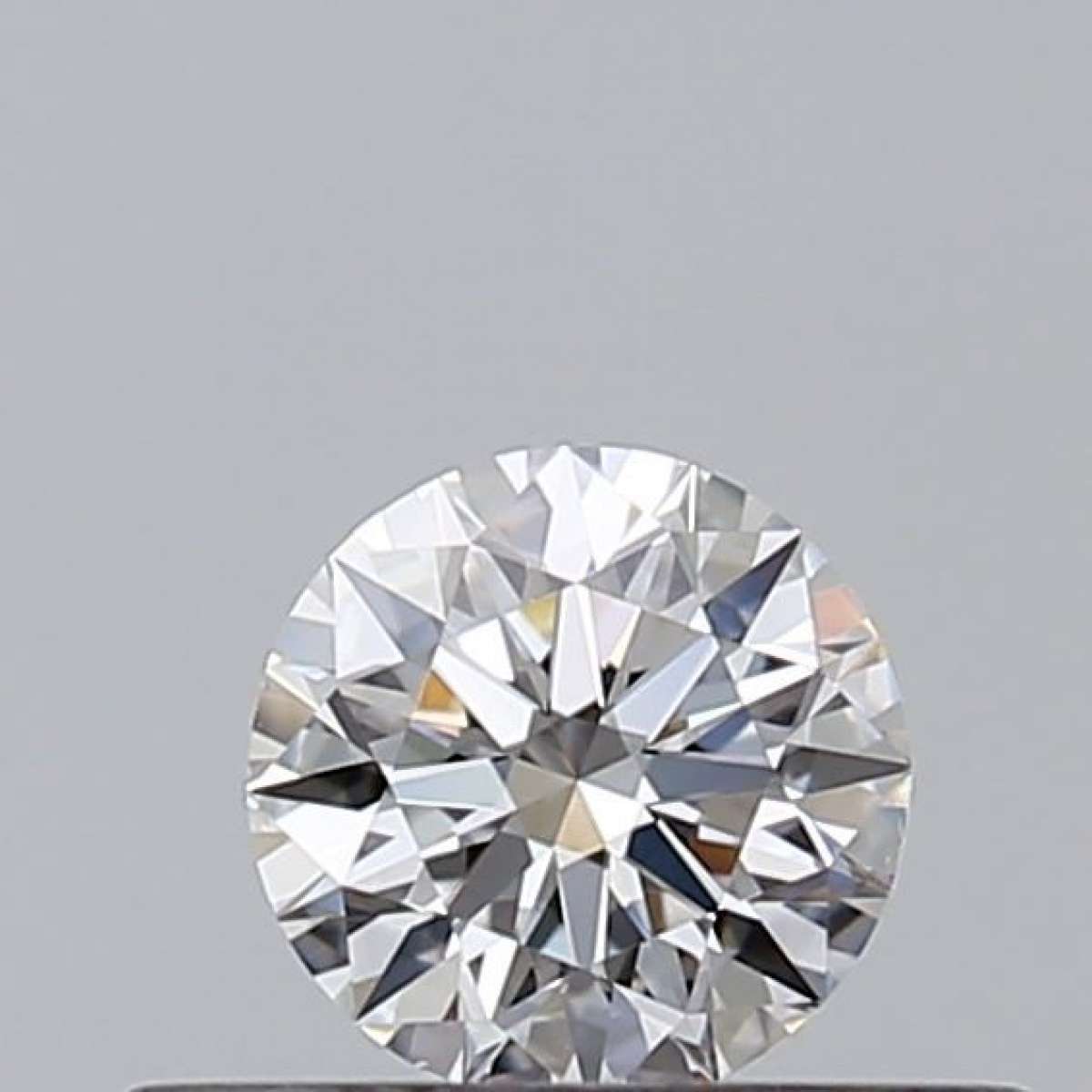 Diamante Certificato GIA Carati 0.3 Colore E Purezza VS1 EX VG EX Fluorescenza NON Brown No Green No Milky No EyeClean 100% Diamante Certificato GIA Carati 0.3 Colore E Purezza VS1 EX VG EX Fluorescenza NON Brown No Green No Milky No EyeClean 100%