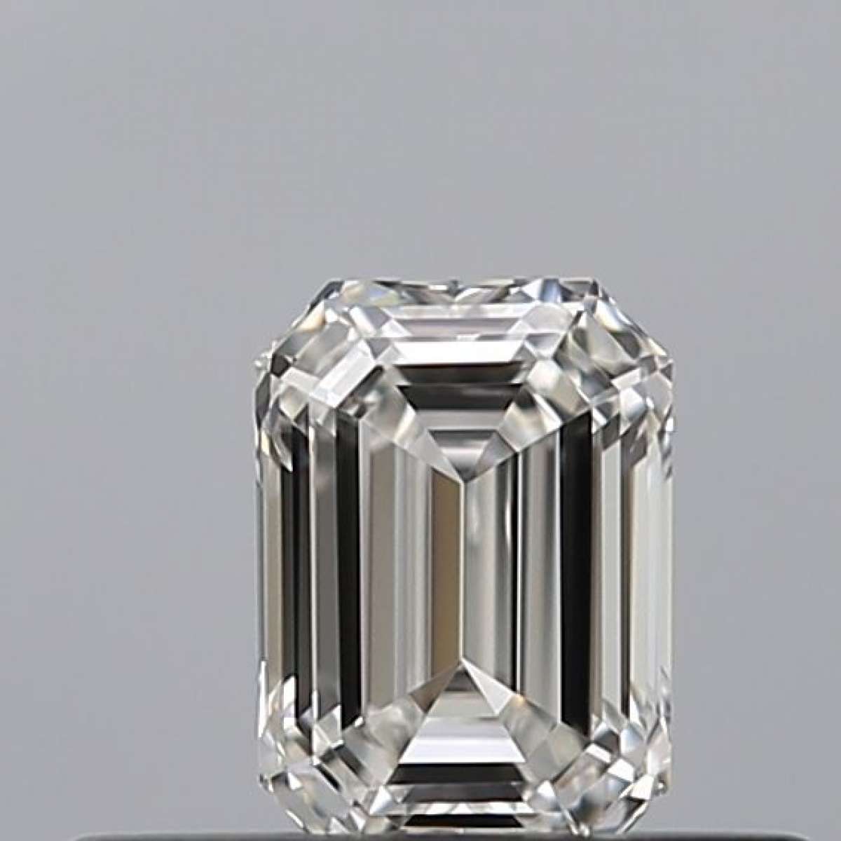 Certified Diamond GIA Carats 0.31 Color G Clarity VVS1  -  EX  VG Fluorescence NON Brown No Milky No EyeClean 100%
