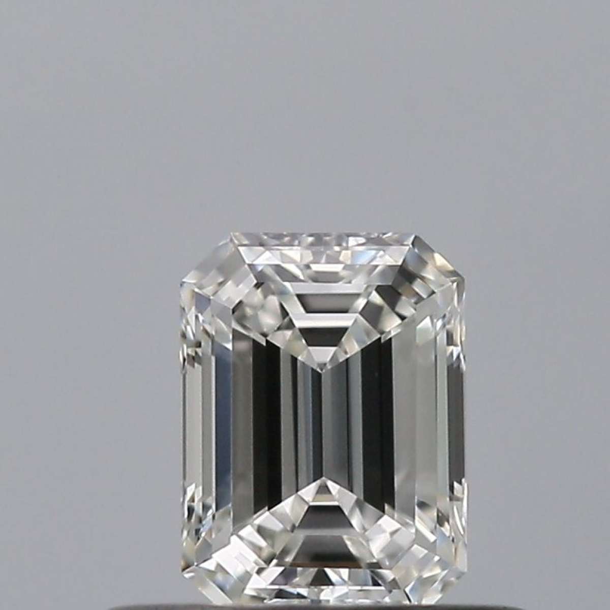 Certified Diamond GIA Carats 0.37 Color F Clarity VS1 - EX VG Fluorescence NON Brown No Milky No EyeClean 100% Certified Diamond GIA Carats 0.37 Color F Clarity VS1 - EX VG Fluorescence NON Brown No Milky No EyeClean 100%