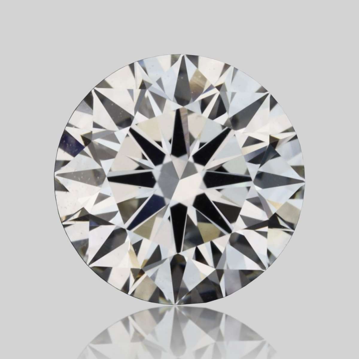 Certified Diamond GIA Carats 0.84 Color G Clarity VS1 EX EX EX Fluorescence NON Brown No Green No Milky No EyeClean 100% Certified Diamond GIA Carats 0.84 Color G Clarity VS1 EX EX EX Fluorescence NON Brown No Green No Milky No EyeClean 100%