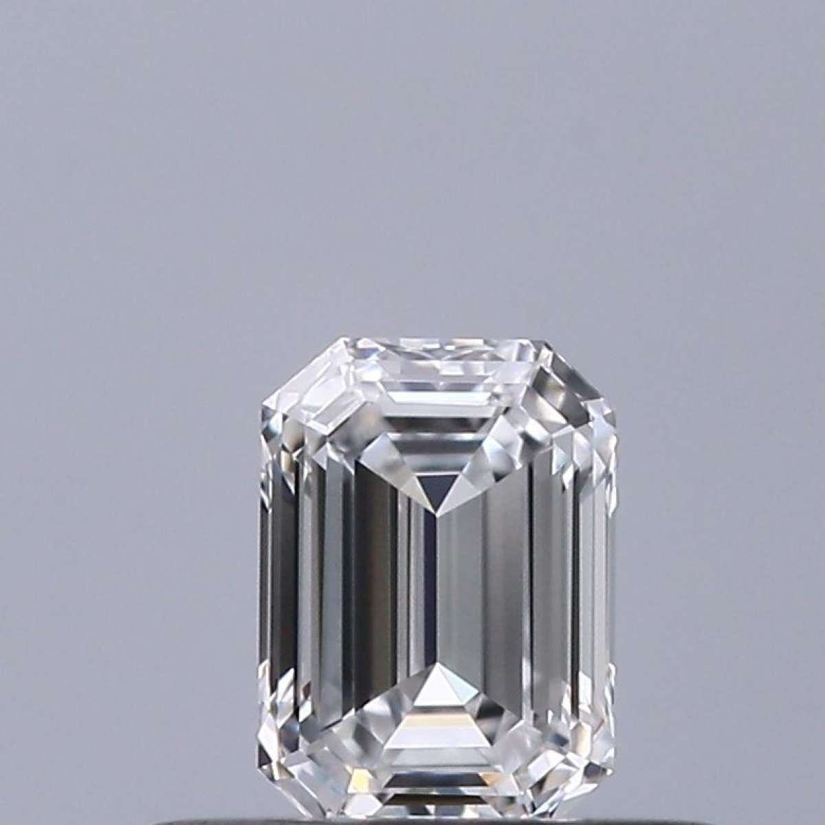 Certified Diamond GIA Carats 0.32 Color D Clarity VVS2 - EX VG Fluorescence NON Brown No Green No Milky No EyeClean 100% Certified Diamond GIA Carats 0.32 Color D Clarity VVS2 - EX VG Fluorescence NON Brown No Green No Milky No EyeClean 100%