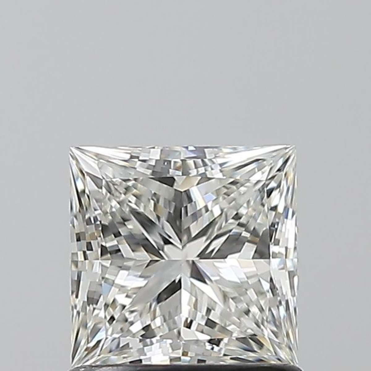 Certified Diamond GIA Carats 1.01 Color H Clarity VS1 - EX VG Fluorescence NON Brown No Green No Milky No EyeClean 100% Certified Diamond GIA Carats 1.01 Color H Clarity VS1 - EX VG Fluorescence NON Brown No Green No Milky No EyeClean 100%