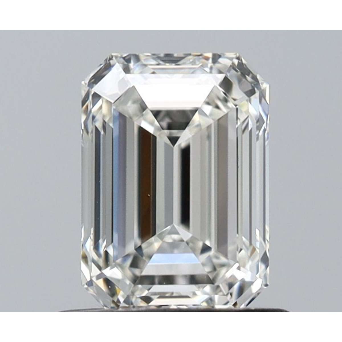 Certified Diamond IGI Carats 0.8 Color H Clarity VVS2 - EX EX Fluorescence NON Brown No Milky No EyeClean 100% Certified Diamond IGI Carats 0.8 Color H Clarity VVS2 - EX EX Fluorescence NON Brown No Milky No EyeClean 100%