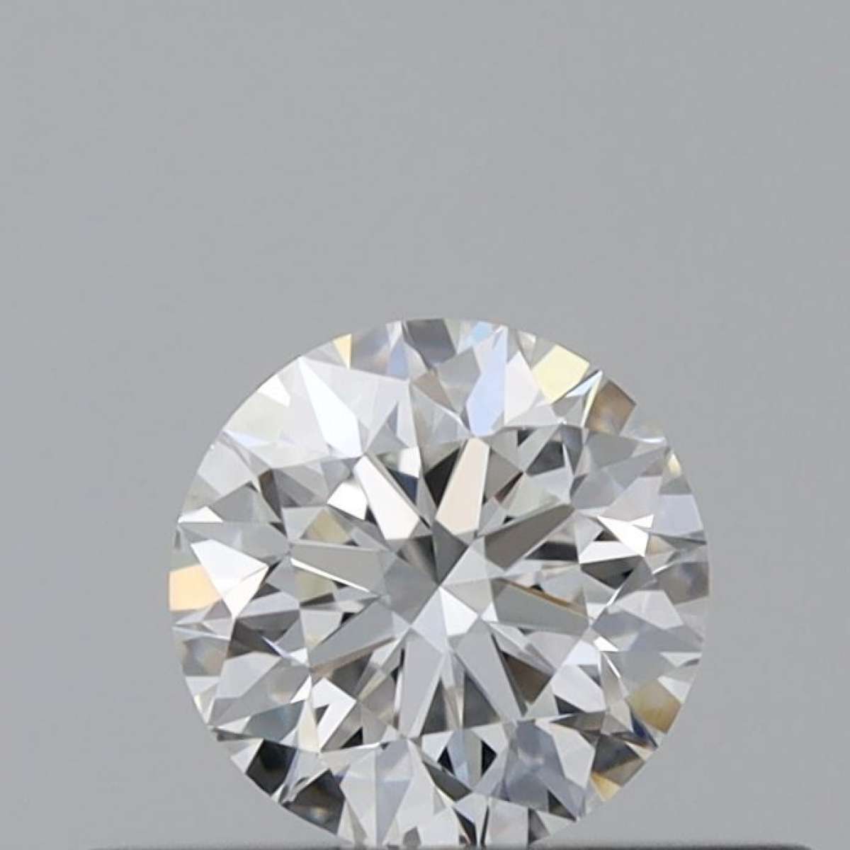 Diamante Certificato GIA Carati 0.3 Colore F Purezza VS1 EX EX EX Fluorescenza NON Brown No Green No Milky No EyeClean 100% Diamante Certificato GIA Carati 0.3 Colore F Purezza VS1 EX EX EX Fluorescenza NON Brown No Green No Milky No EyeClean 100%