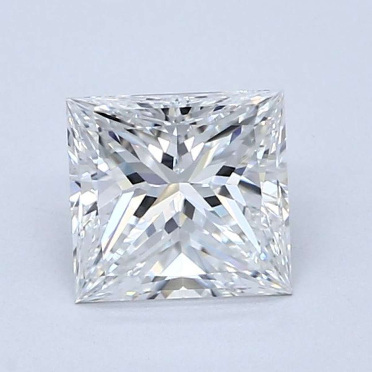 Diamante Certificato GIA Carati 1.42 Colore E Purezza VS1  -  EX  EX Fluorescenza NON Brown No Green No Milky No EyeClean 100%