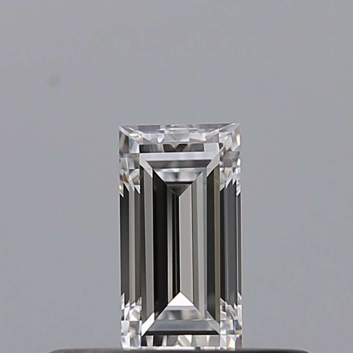 Diamante Certificato GIA Carati 0.23 Colore D Purezza VVS1  -  EX  EX Fluorescenza NON Brown No Green No Milky No EyeClean 100%