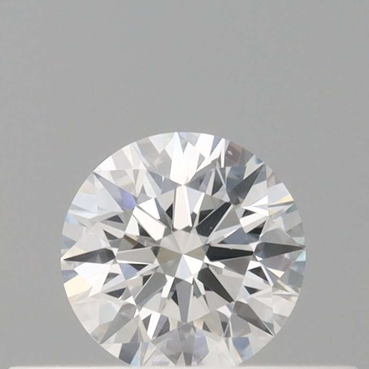 Diamante Certificato GIA Carati 0.28 Colore E Purezza VS2 EX EX EX Fluorescenza NON Brown No Green No Milky No EyeClean 100% Diamante Certificato GIA Carati 0.28 Colore E Purezza VS2 EX EX EX Fluorescenza NON Brown No Green No Milky No EyeClean 100%