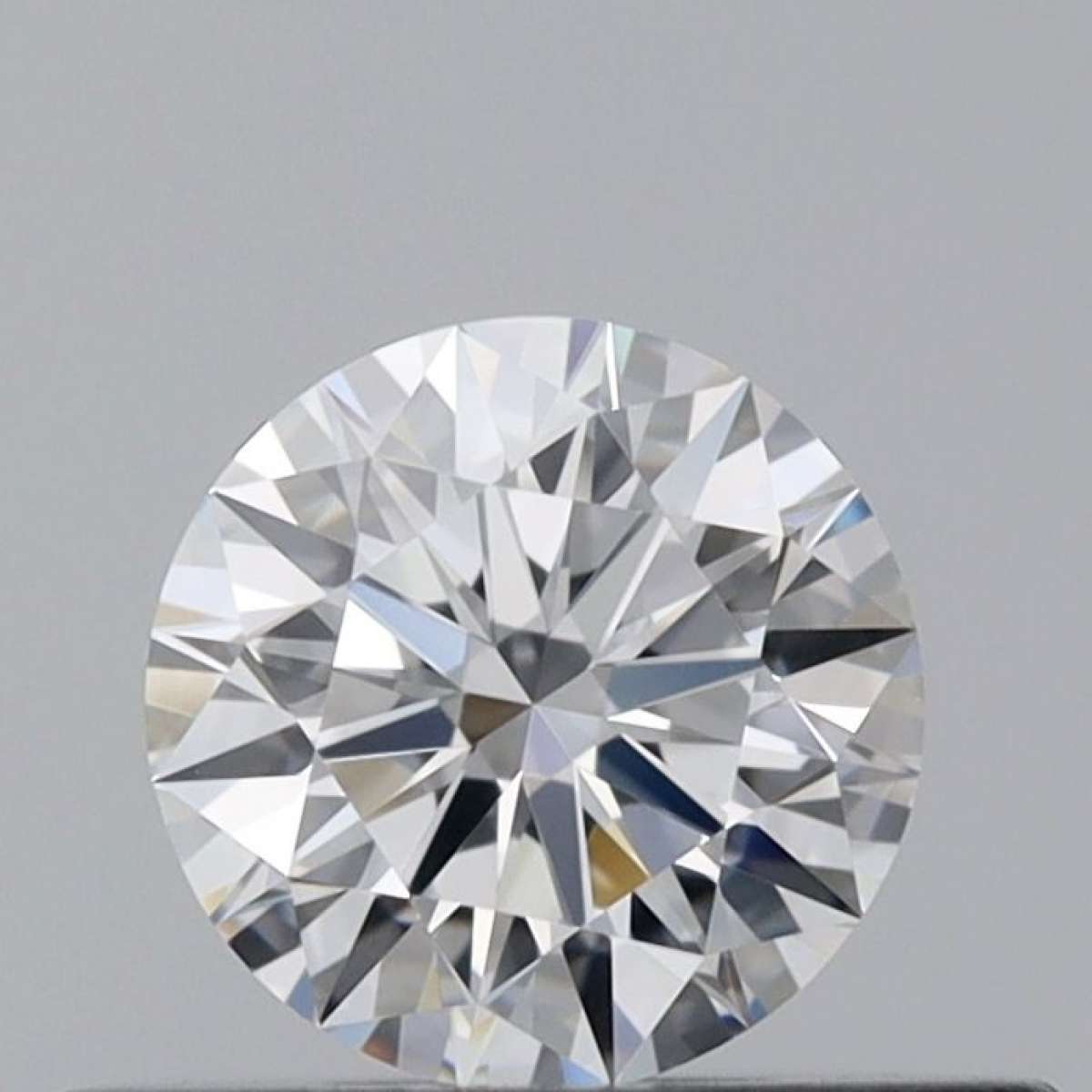 Certified Diamond GIA Carats 0.35 Color F Clarity VS1 EX EX EX Fluorescence NON Brown No Green No Milky No EyeClean 100% Certified Diamond GIA Carats 0.35 Color F Clarity VS1 EX EX EX Fluorescence NON Brown No Green No Milky No EyeClean 100%