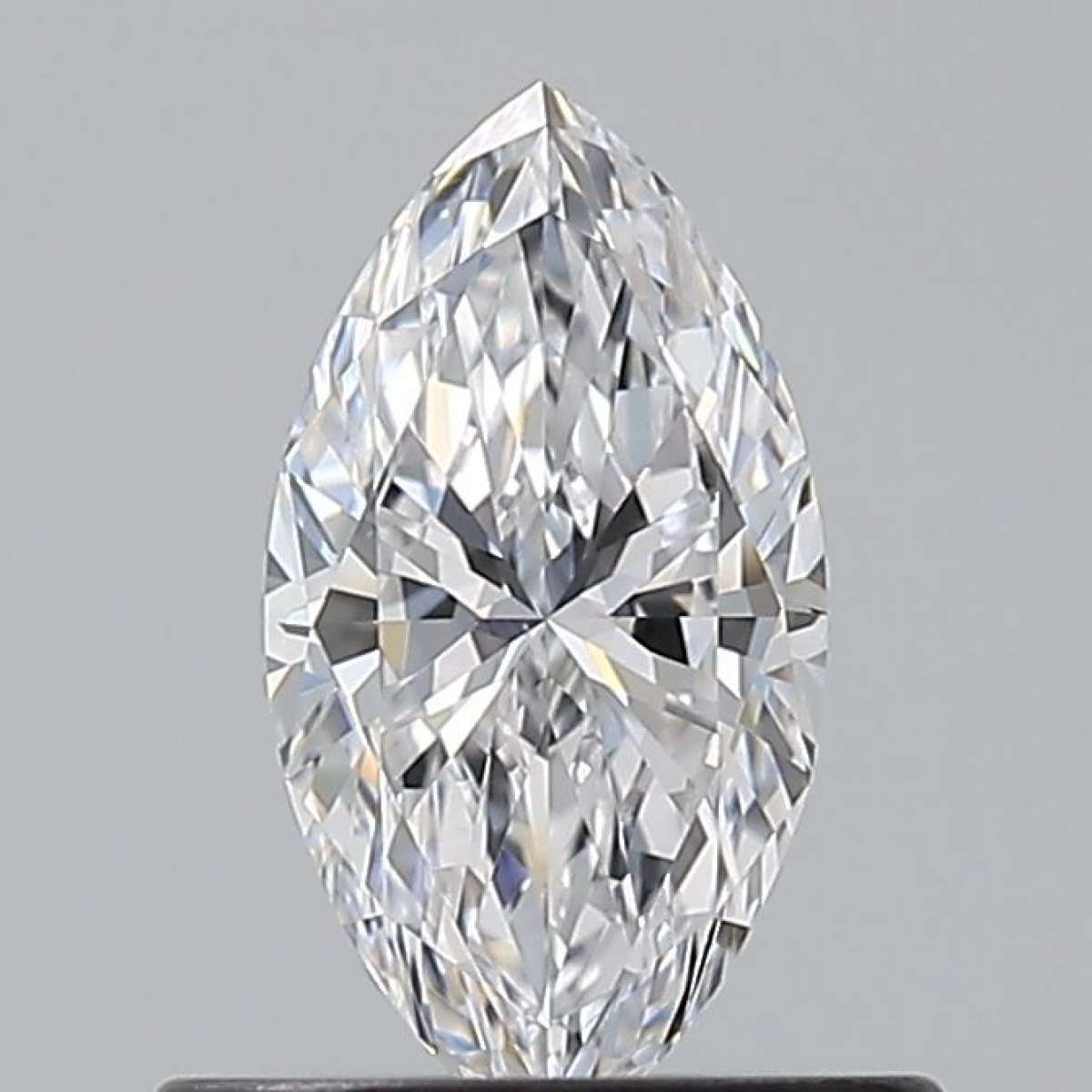 Diamante Certificato GIA Carati 0.5 Colore D Purezza VS1 - EX VG Fluorescenza NON Brown No Green No Milky No EyeClean 100% Diamante Certificato GIA Carati 0.5 Colore D Purezza VS1 - EX VG Fluorescenza NON Brown No Green No Milky No EyeClean 100%