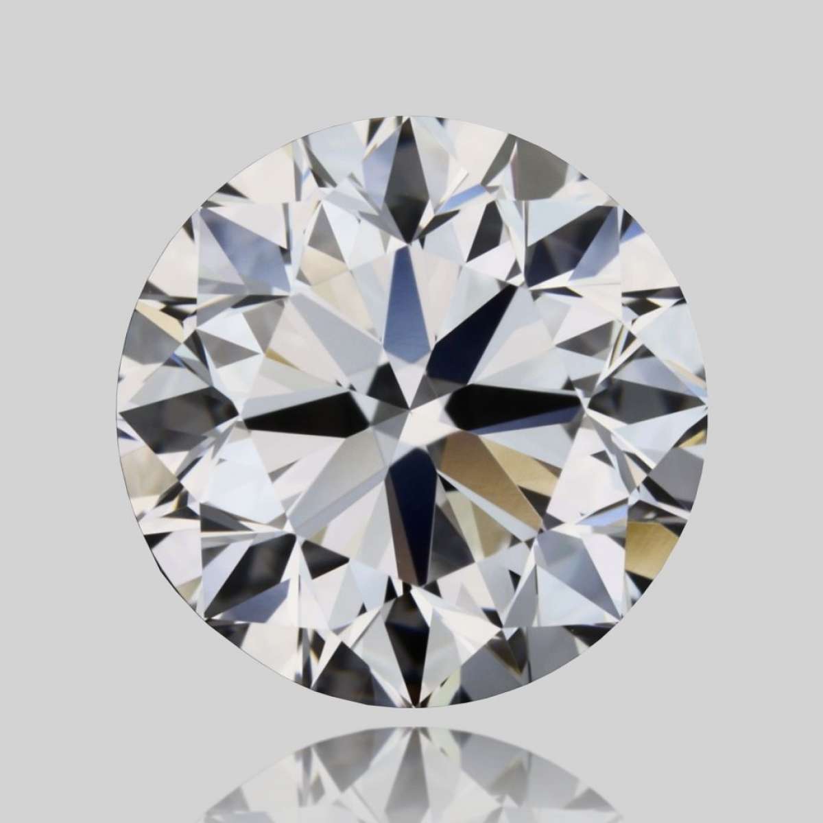 Certified Diamond GIA Carats 1.01 Color D Clarity VVS2 VG EX VG Fluorescence NON Brown No Green No Milky No EyeClean 100% Certified Diamond GIA Carats 1.01 Color D Clarity VVS2 VG EX VG Fluorescence NON Brown No Green No Milky No EyeClean 100%