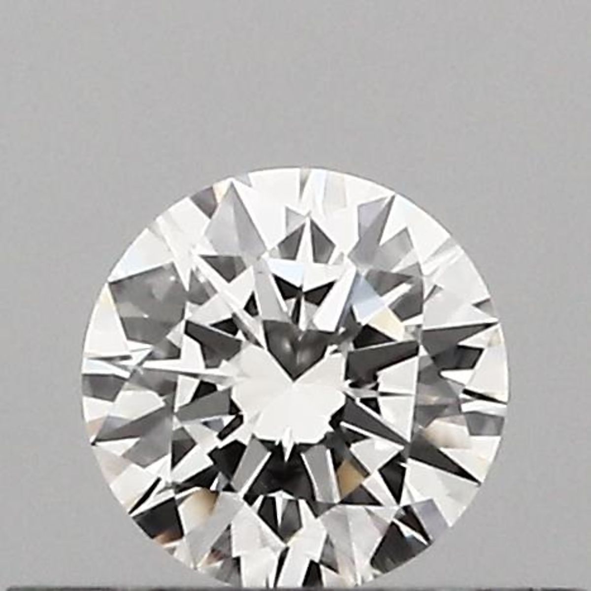 Diamante Certificato GIA Carati 0.3 Colore G Purezza VVS1 EX VG EX Fluorescenza FNT Brown No Green No Milky No EyeClean 100% Diamante Certificato GIA Carati 0.3 Colore G Purezza VVS1 EX VG EX Fluorescenza FNT Brown No Green No Milky No EyeClean 100%