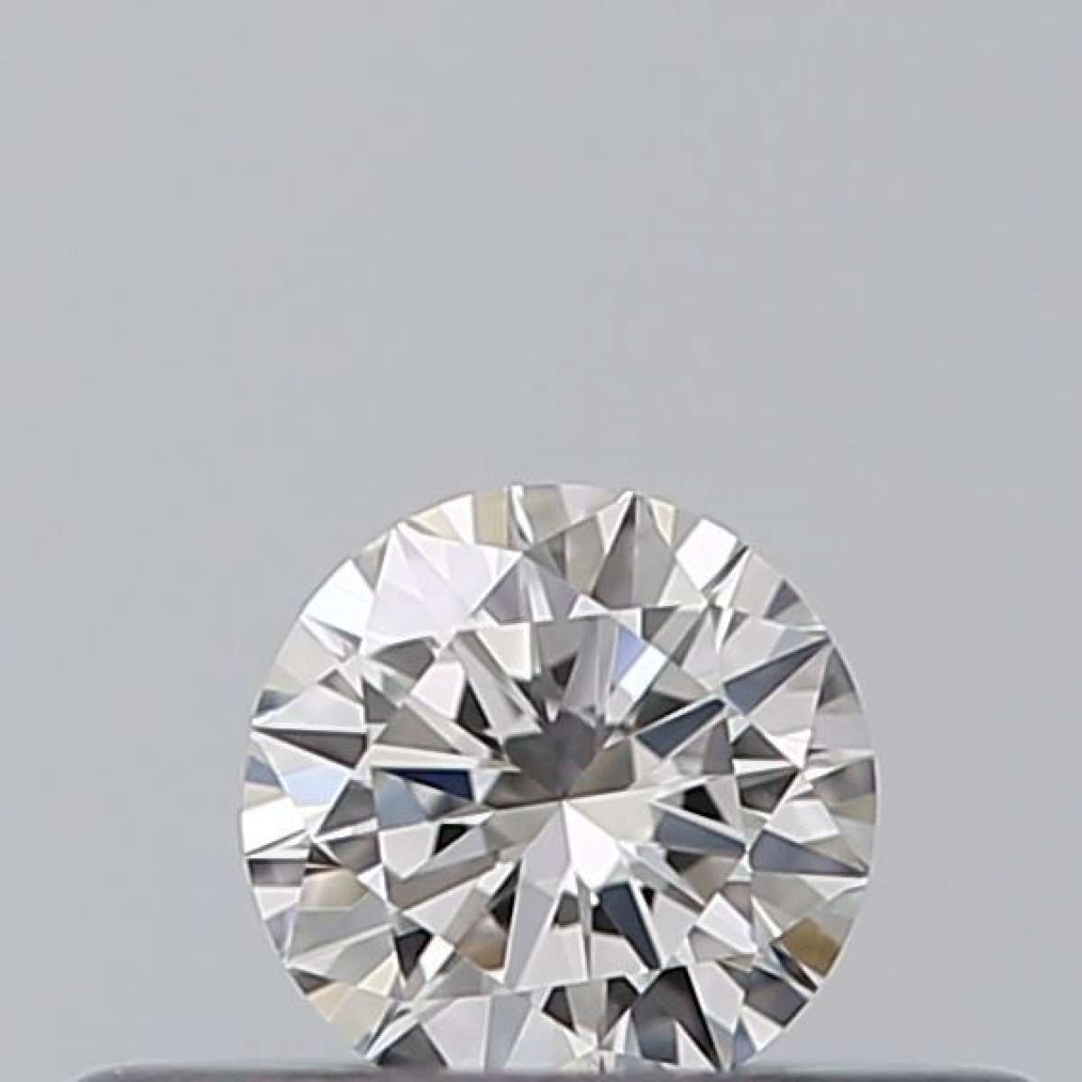 Certified Diamond IGI Carats 0.18 Color E Clarity VVS1  EX  EX  EX Fluorescence NON Brown No Green No Milky No EyeClean 100%