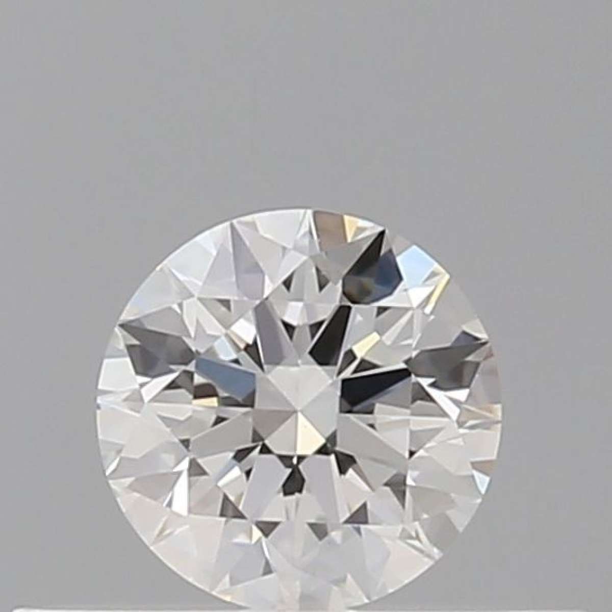 Certified Diamond GIA Carats 0.28 Color E Clarity VVS2 EX EX EX Fluorescence NON Brown No Green No Milky No EyeClean 100% Certified Diamond GIA Carats 0.28 Color E Clarity VVS2 EX EX EX Fluorescence NON Brown No Green No Milky No EyeClean 100%