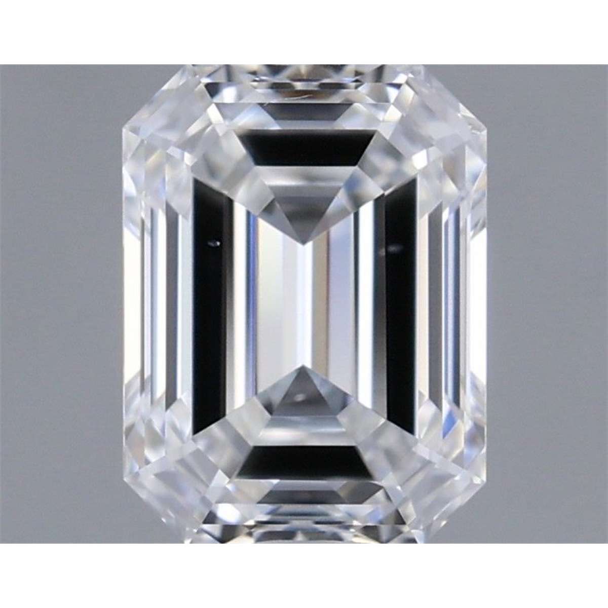 Diamante Certificato GIA Carati 0.7 Colore E Purezza VS2  -  EX  VG Fluorescenza NON Brown No Green No Milky No EyeClean 100%