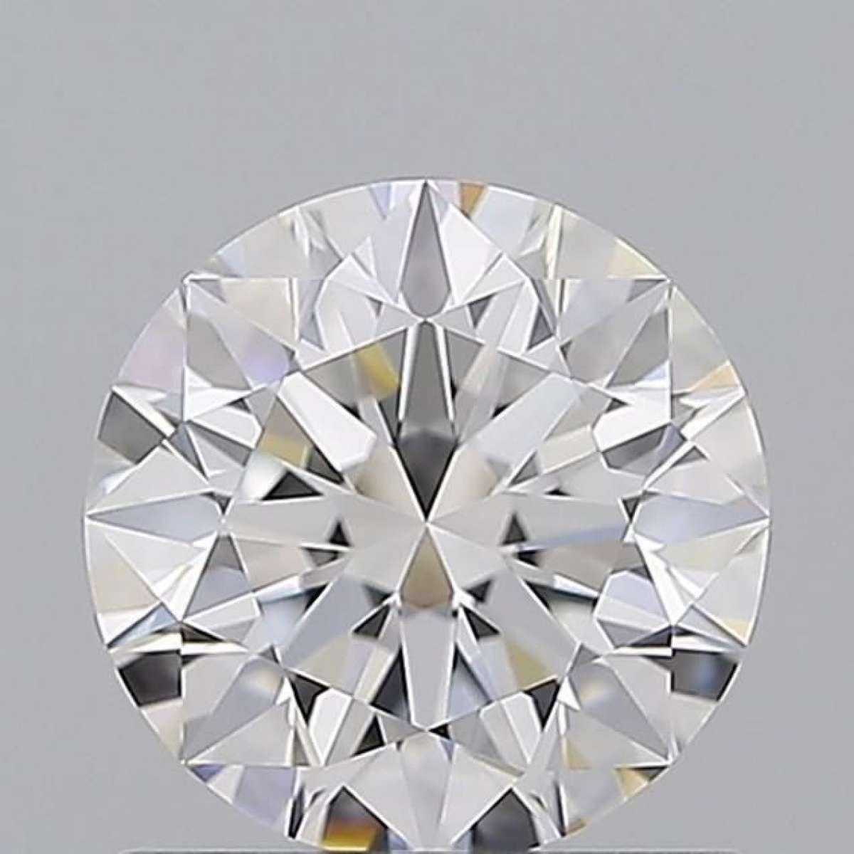 Diamante Certificato GIA Carati 1.05 Colore E Purezza VVS2  EX  EX  EX Fluorescenza NON Brown No Green No Milky No EyeClean 100%