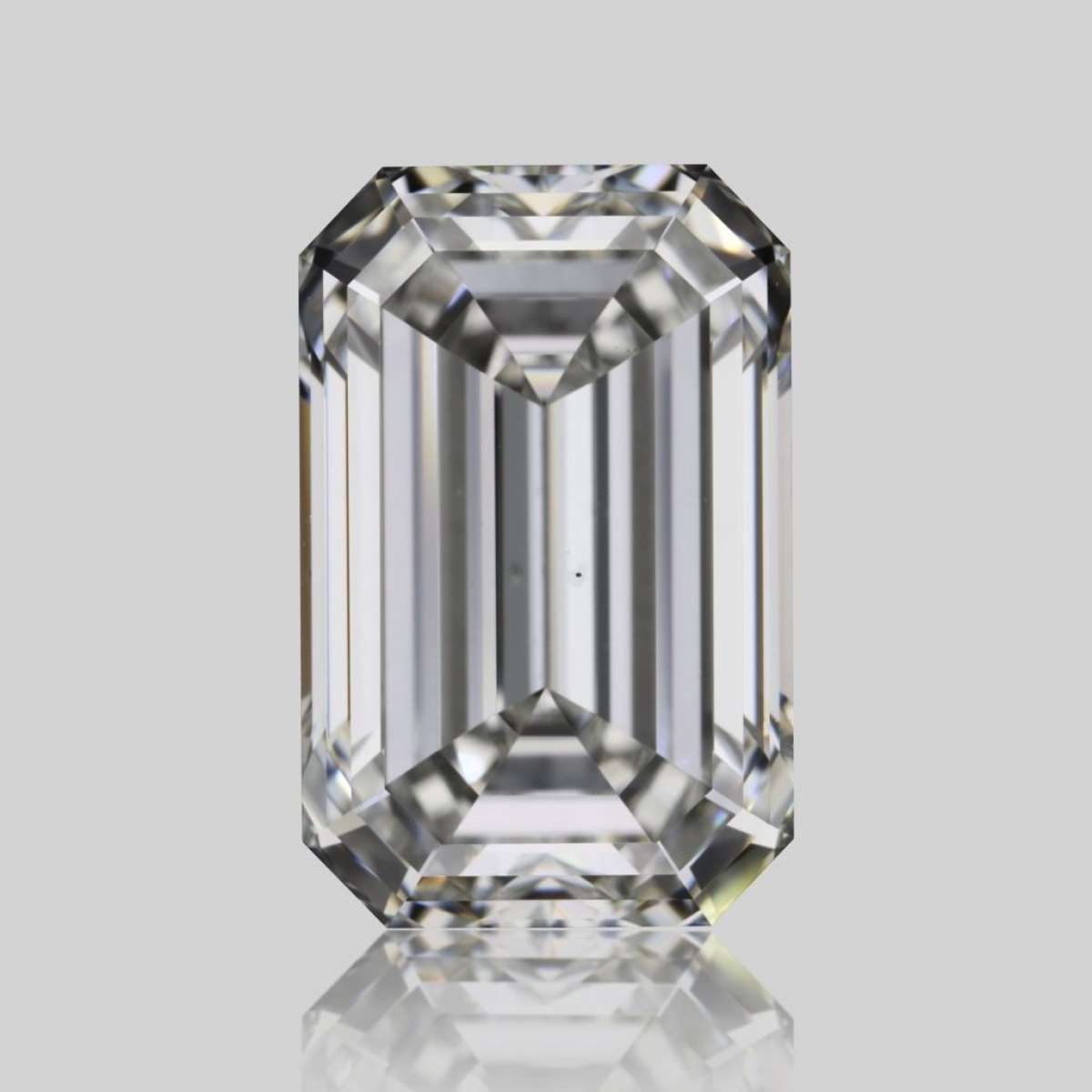 Certified Diamond GIA Carats 1.71 Color G Clarity VS2 - EX EX Fluorescence NON Brown No Green No Milky No EyeClean 100% Certified Diamond GIA Carats 1.71 Color G Clarity VS2 - EX EX Fluorescence NON Brown No Green No Milky No EyeClean 100%