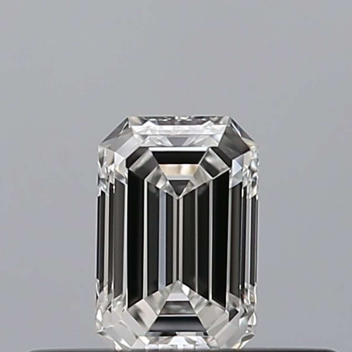 Certified Diamond GIA Carats 0.26 Color F Clarity IF  -  EX  VG Fluorescence NON Brown No Green No Milky No EyeClean 100%