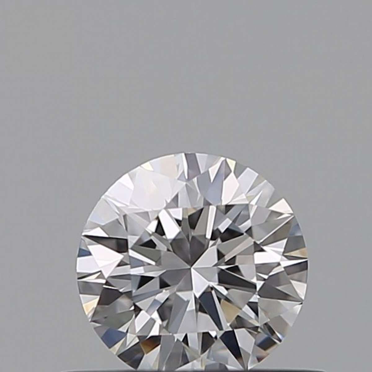 Diamante Certificato GIA Carati 0.38 Colore D Purezza VVS1 EX EX EX Fluorescenza NON Brown No Green No Milky No EyeClean 100% Diamante Certificato GIA Carati 0.38 Colore D Purezza VVS1 EX EX EX Fluorescenza NON Brown No Green No Milky No EyeClean 100%