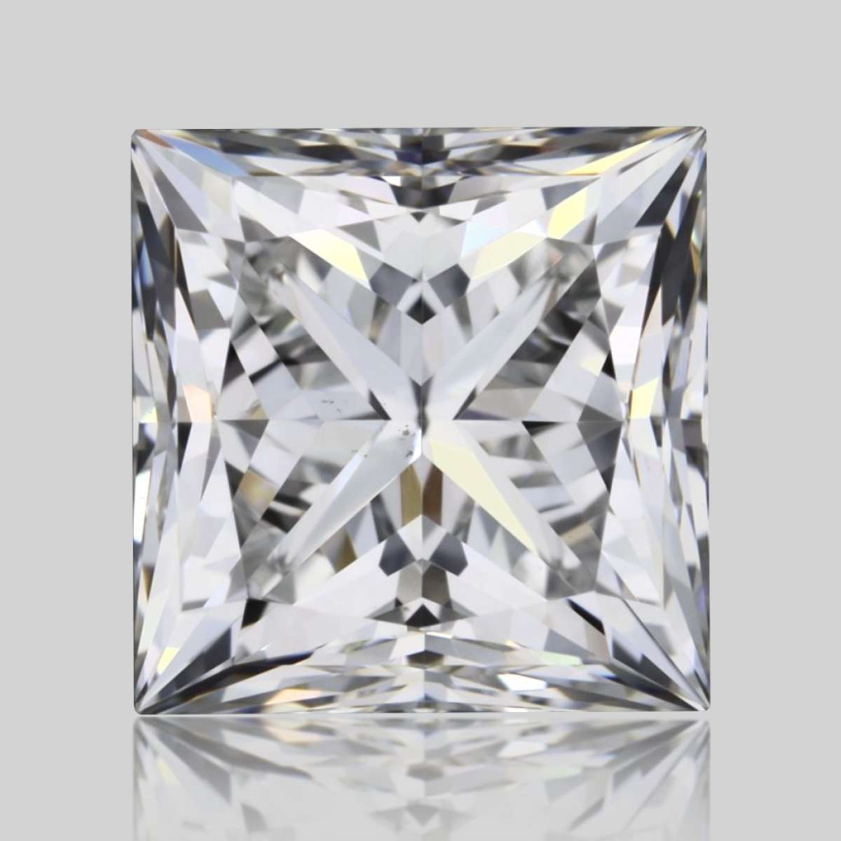Diamante Certificato GIA Carati 1.01 Colore E Purezza VS2  -  EX  VG Fluorescenza NON Brown No Green No Milky No EyeClean 100%