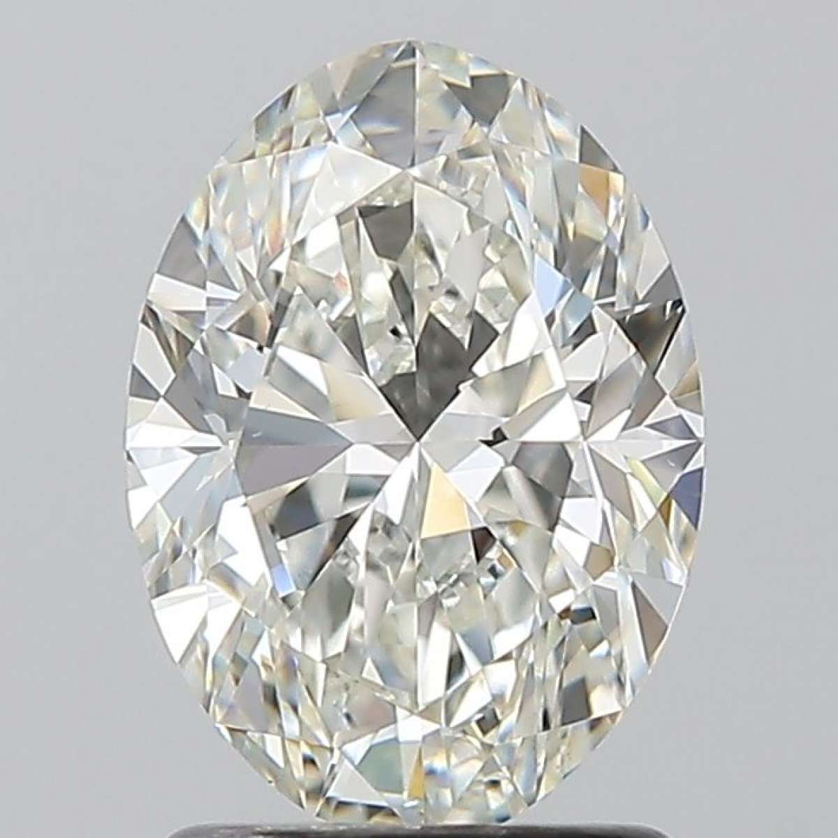 Certified Diamond GIA Carats 1.5 Color H Clarity VS1 - EX VG Fluorescence NON Brown No Green No Milky No EyeClean 100% Certified Diamond GIA Carats 1.5 Color H Clarity VS1 - EX VG Fluorescence NON Brown No Green No Milky No EyeClean 100%