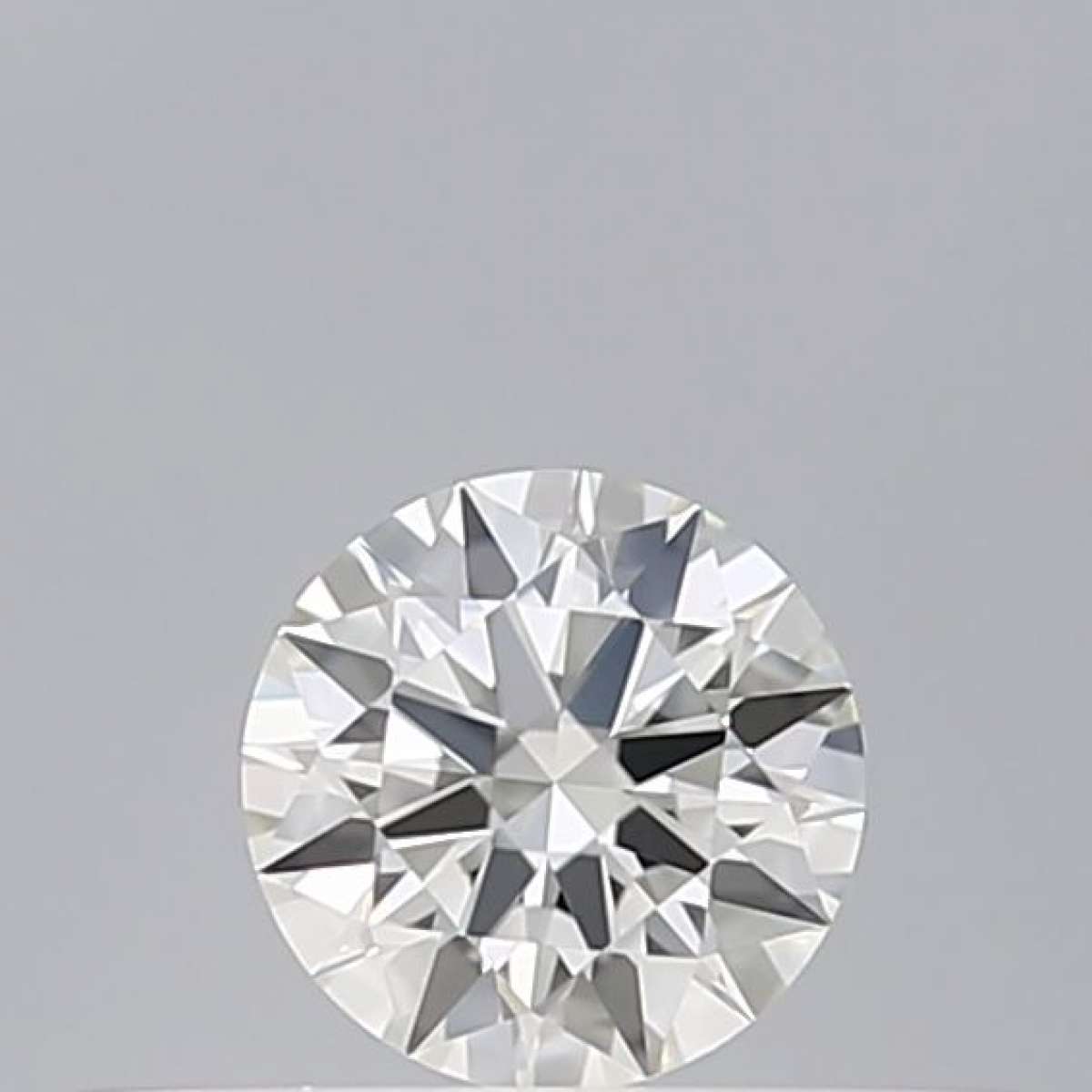 Certified Diamond IGI Carats 0.19 Color G Clarity VVS1  EX  EX  EX Fluorescence NON Brown No Milky No EyeClean 100%