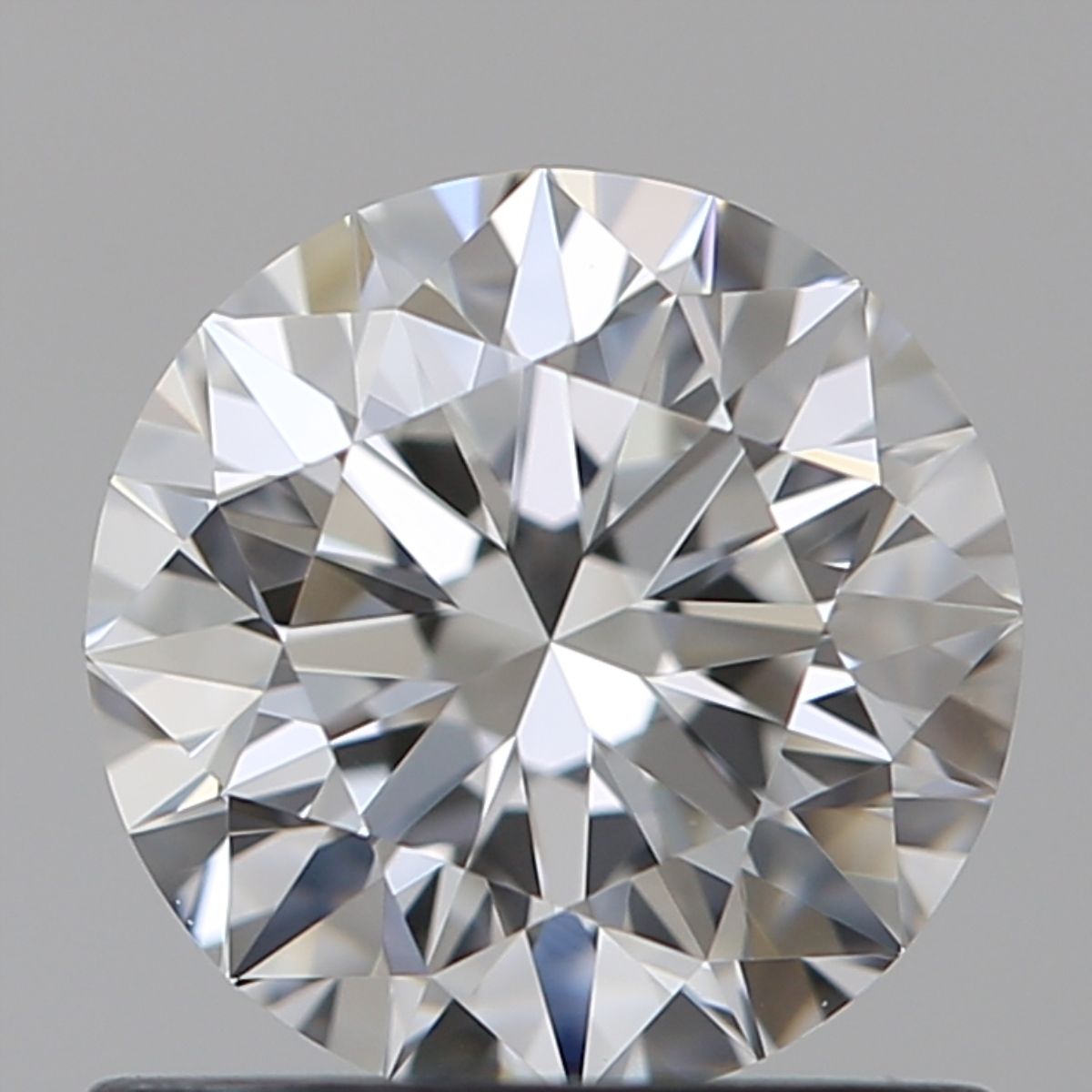 Certified Diamond GIA Carats 0.9 Color E Clarity VVS1 EX EX EX Fluorescence NON Brown No Green No Milky No EyeClean 100% Certified Diamond GIA Carats 0.9 Color E Clarity VVS1 EX EX EX Fluorescence NON Brown No Green No Milky No EyeClean 100%