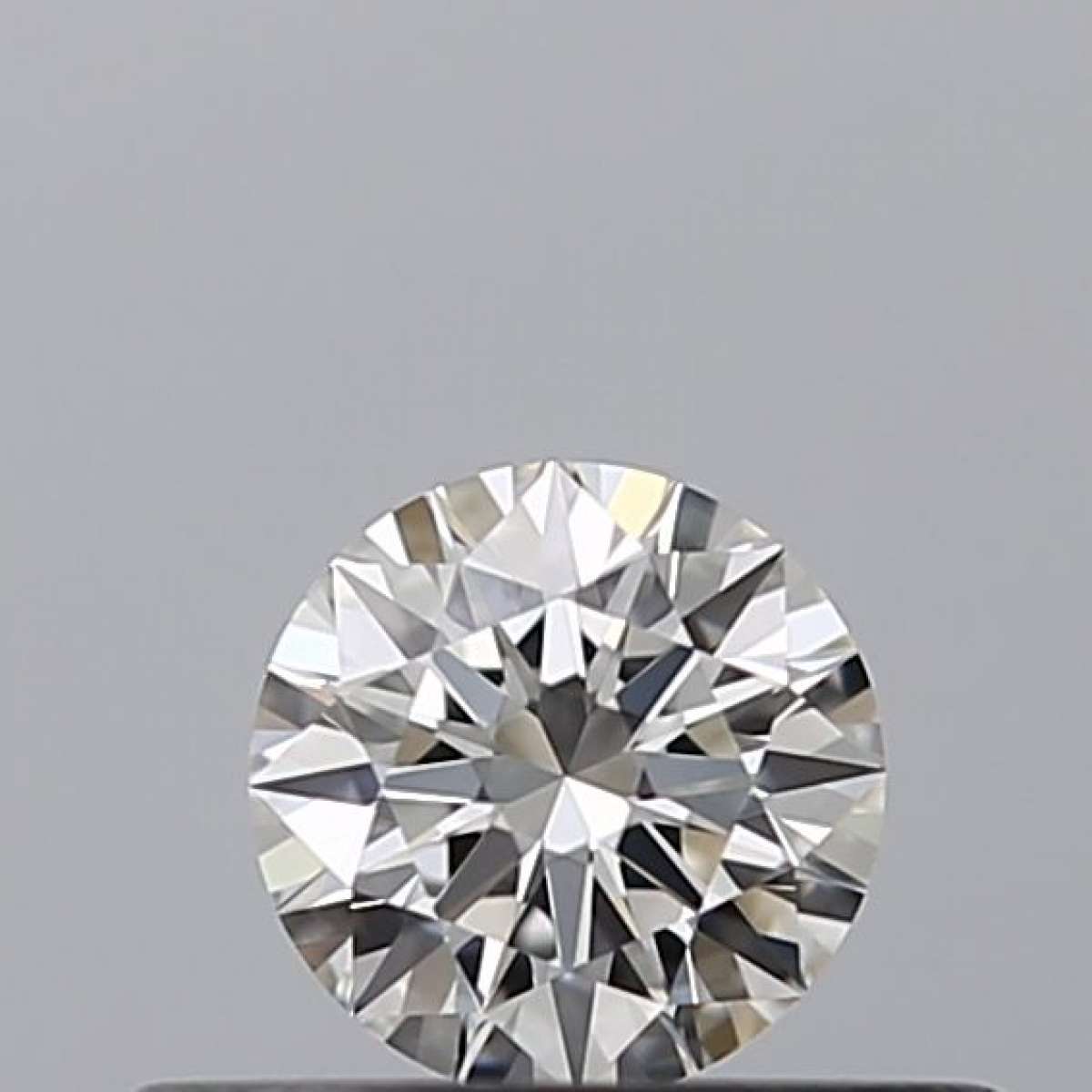 Diamante Certificato GIA Carati 0.23 Colore E Purezza VVS1 EX EX EX Fluorescenza NON Brown No Green No Milky No EyeClean 100% Diamante Certificato GIA Carati 0.23 Colore E Purezza VVS1 EX EX EX Fluorescenza NON Brown No Green No Milky No EyeClean 100%