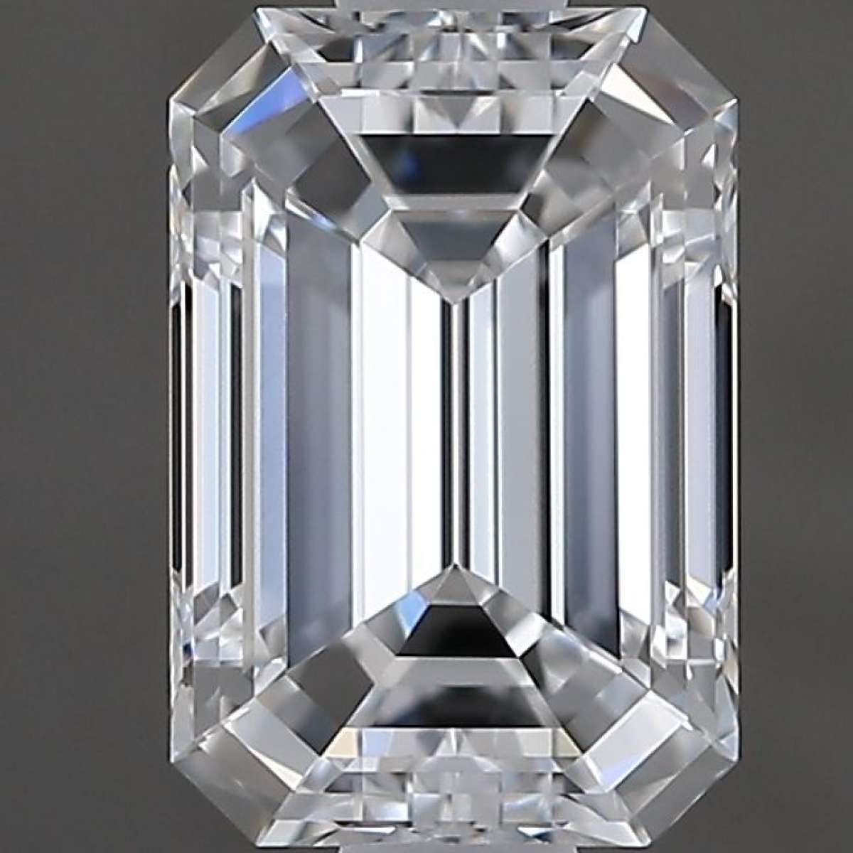 Certified Diamond GIA Carats 0.9 Color D Clarity VVS1 - EX EX Fluorescence NON Brown No Green No Milky No EyeClean 100% Certified Diamond GIA Carats 0.9 Color D Clarity VVS1 - EX EX Fluorescence NON Brown No Green No Milky No EyeClean 100%