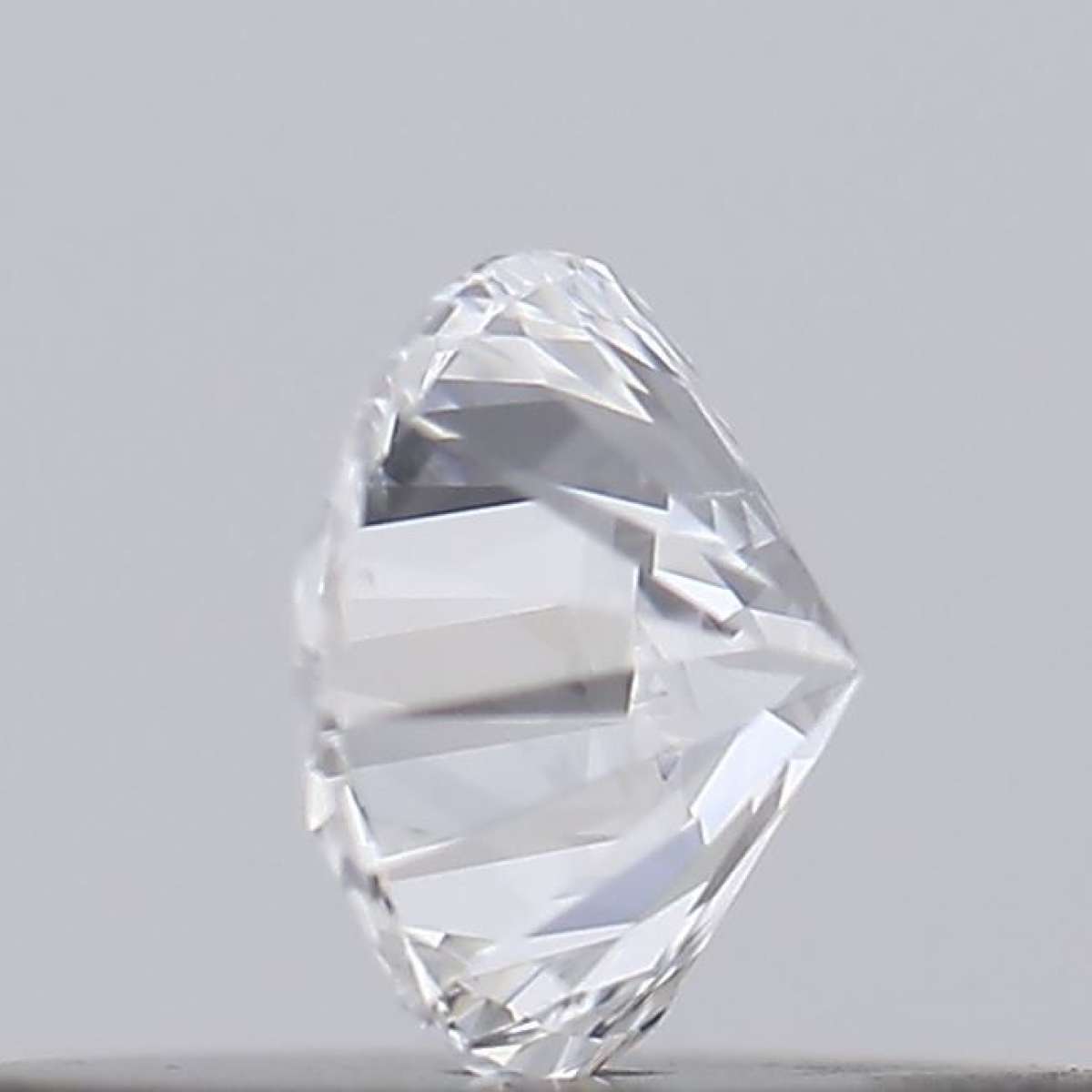 Certified Diamond GIA Carats 0.18 Color D Clarity SI2  EX  VG  EX Fluorescence FNT Brown No Green No Milky No EyeClean 100%