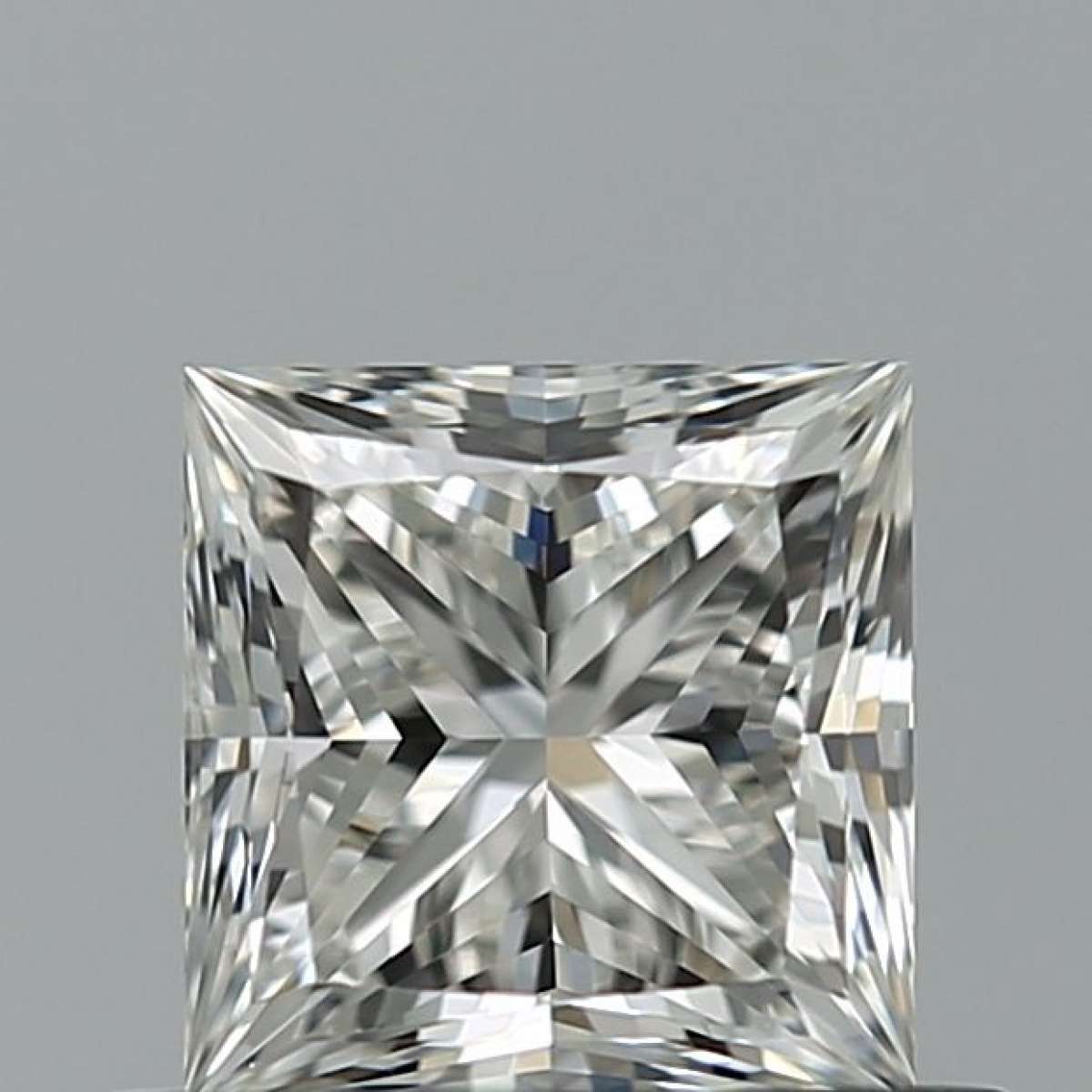 Certified Diamond IGI Carats 0.71 Color G Clarity VVS2  -  EX  EX Fluorescence NON Brown No Milky No EyeClean 100%