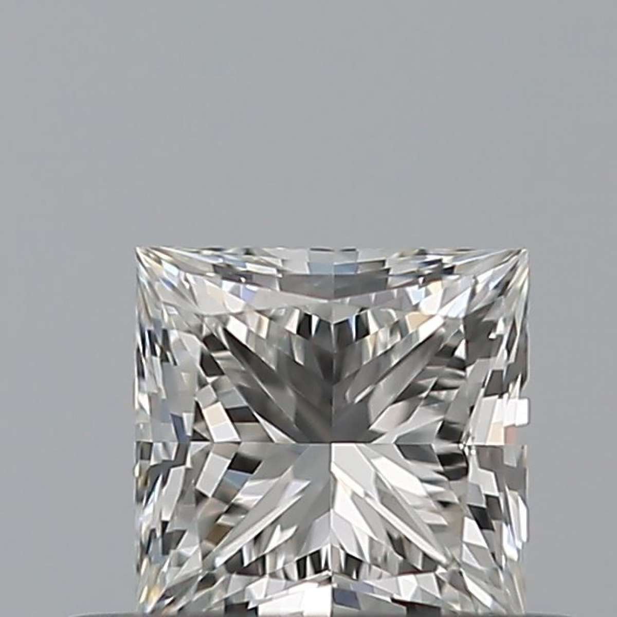 Certified Diamond GIA Carats 0.4 Color H Clarity VVS1  -  EX  VG Fluorescence NON Brown No Milky No EyeClean 100%