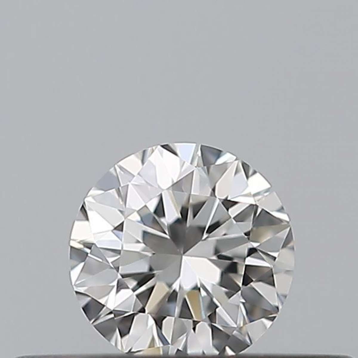 Certified Diamond IGI Carats 0.18 Color E Clarity VVS2 VG EX VG Fluorescence NON Brown No Green No Milky No EyeClean 100% Certified Diamond IGI Carats 0.18 Color E Clarity VVS2 VG EX VG Fluorescence NON Brown No Green No Milky No EyeClean 100%