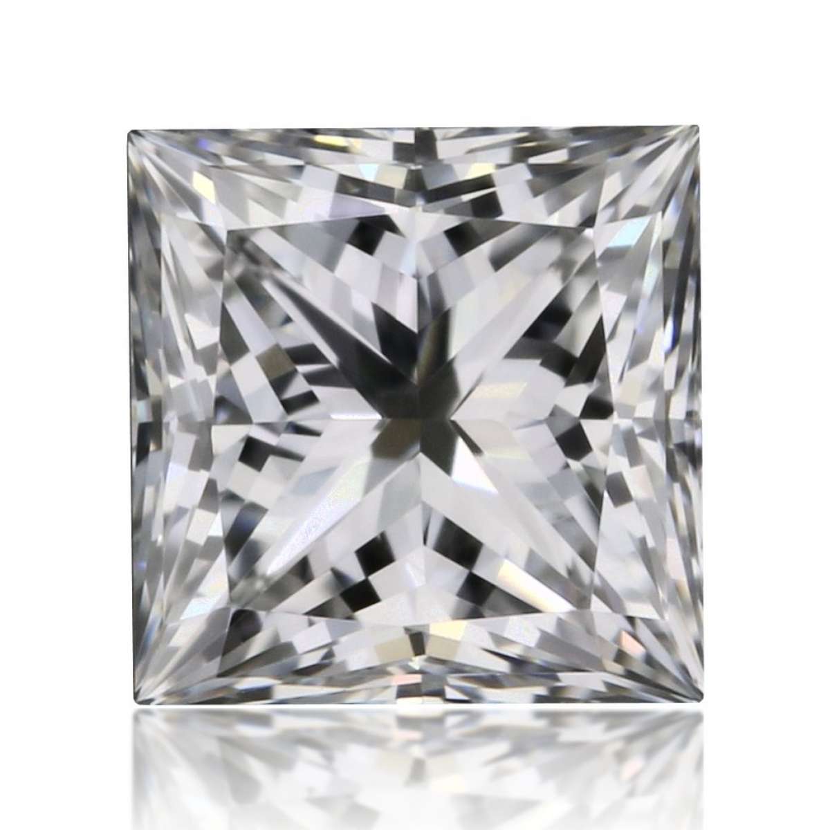 Diamante Certificato GIA Carati 0.31 Colore E Purezza VVS1  -  EX  VG Fluorescenza NON Brown No Green No Milky No EyeClean 100%