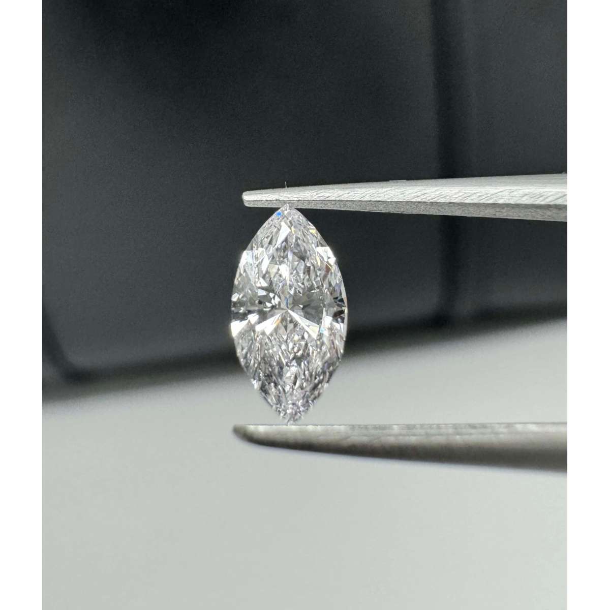 Certified Diamond GIA Carats 0.51 Color E Clarity VVS2 - VG VG Fluorescence FNT Brown No Green No Milky No EyeClean 100% Certified Diamond GIA Carats 0.51 Color E Clarity VVS2 - VG VG Fluorescence FNT Brown No Green No Milky No EyeClean 100%