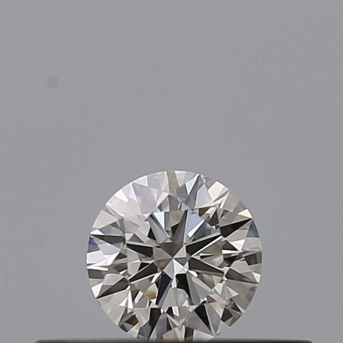 Diamante Certificato GIA Carati 0.18 Colore G Purezza VVS2  EX  EX  EX Fluorescenza NON Brown No Milky No EyeClean 100%