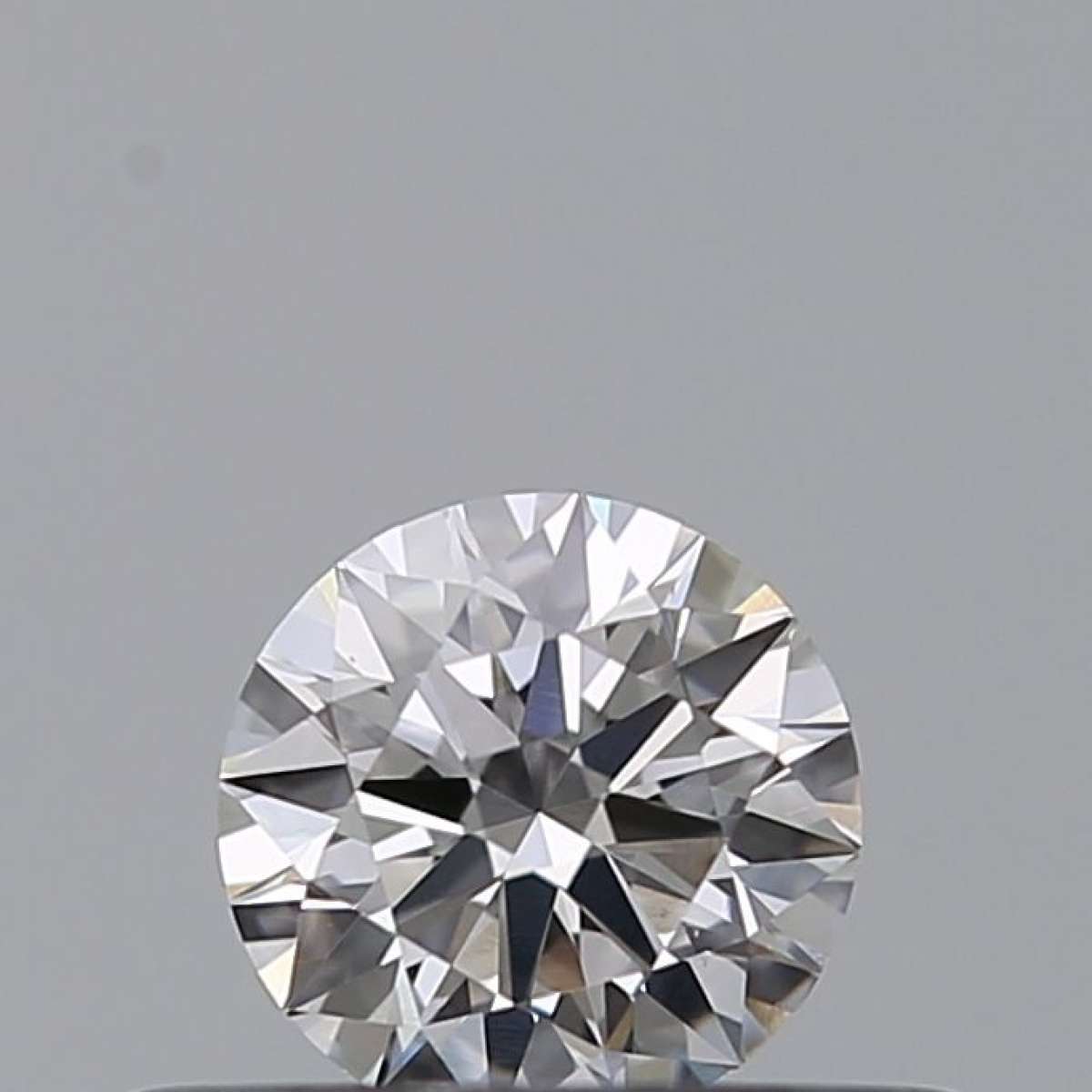 Diamante Certificato GIA Carati 0.26 Colore E Purezza SI1 EX EX EX Fluorescenza NON Brown No Green No Milky No EyeClean 100% Diamante Certificato GIA Carati 0.26 Colore E Purezza SI1 EX EX EX Fluorescenza NON Brown No Green No Milky No EyeClean 100%