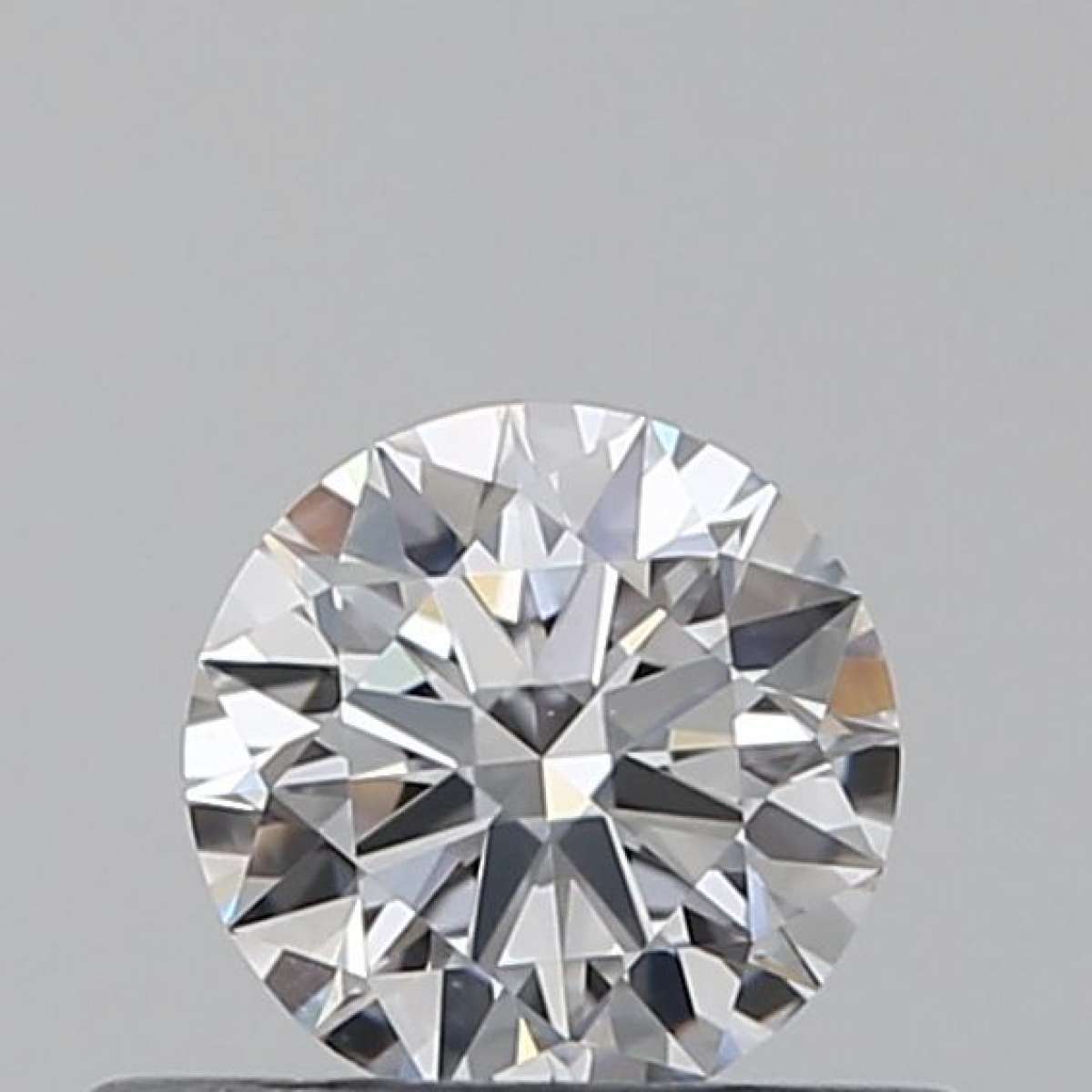 Certified Diamond GIA Carats 0.32 Color E Clarity VS1 EX EX EX Fluorescence NON Brown No Green No Milky No EyeClean 100% Certified Diamond GIA Carats 0.32 Color E Clarity VS1 EX EX EX Fluorescence NON Brown No Green No Milky No EyeClean 100%