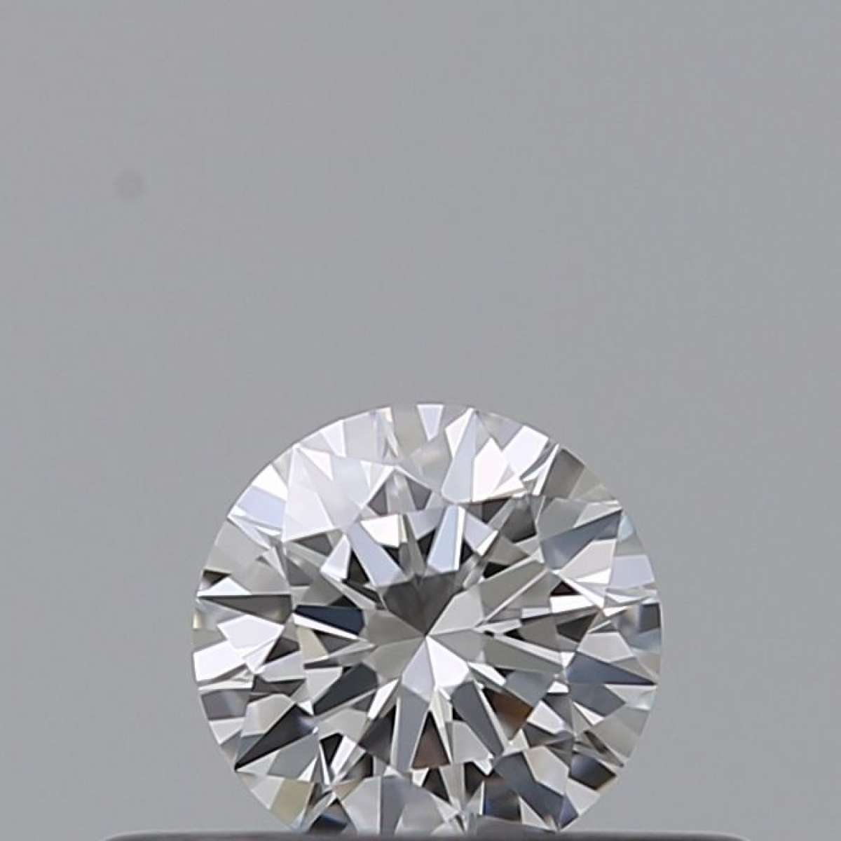 Diamante Certificato GIA Carati 0.24 Colore E Purezza VVS1 EX EX EX Fluorescenza NON Brown No Green No Milky No EyeClean 100% Diamante Certificato GIA Carati 0.24 Colore E Purezza VVS1 EX EX EX Fluorescenza NON Brown No Green No Milky No EyeClean 100%
