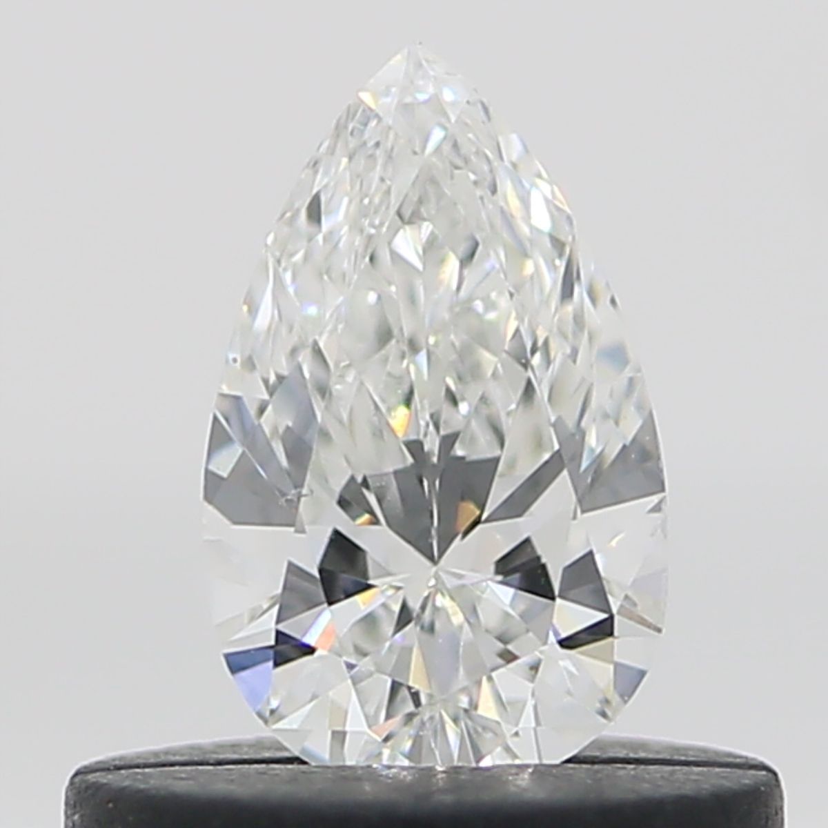 Certified Diamond GIA Carats 0.33 Color G Clarity VS2 - EX VG Fluorescence FNT Brown No Green No Milky No EyeClean 100% Certified Diamond GIA Carats 0.33 Color G Clarity VS2 - EX VG Fluorescence FNT Brown No Green No Milky No EyeClean 100%
