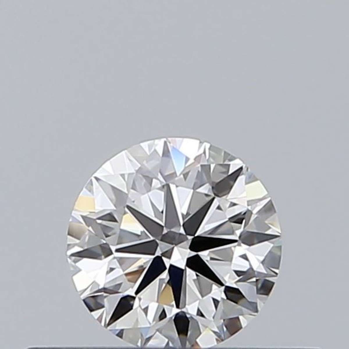 Diamante Certificato GIA Carati 0.3 Colore F Purezza VVS1  VG  VG  VG Fluorescenza NON Brown No Green No Milky No EyeClean 100%