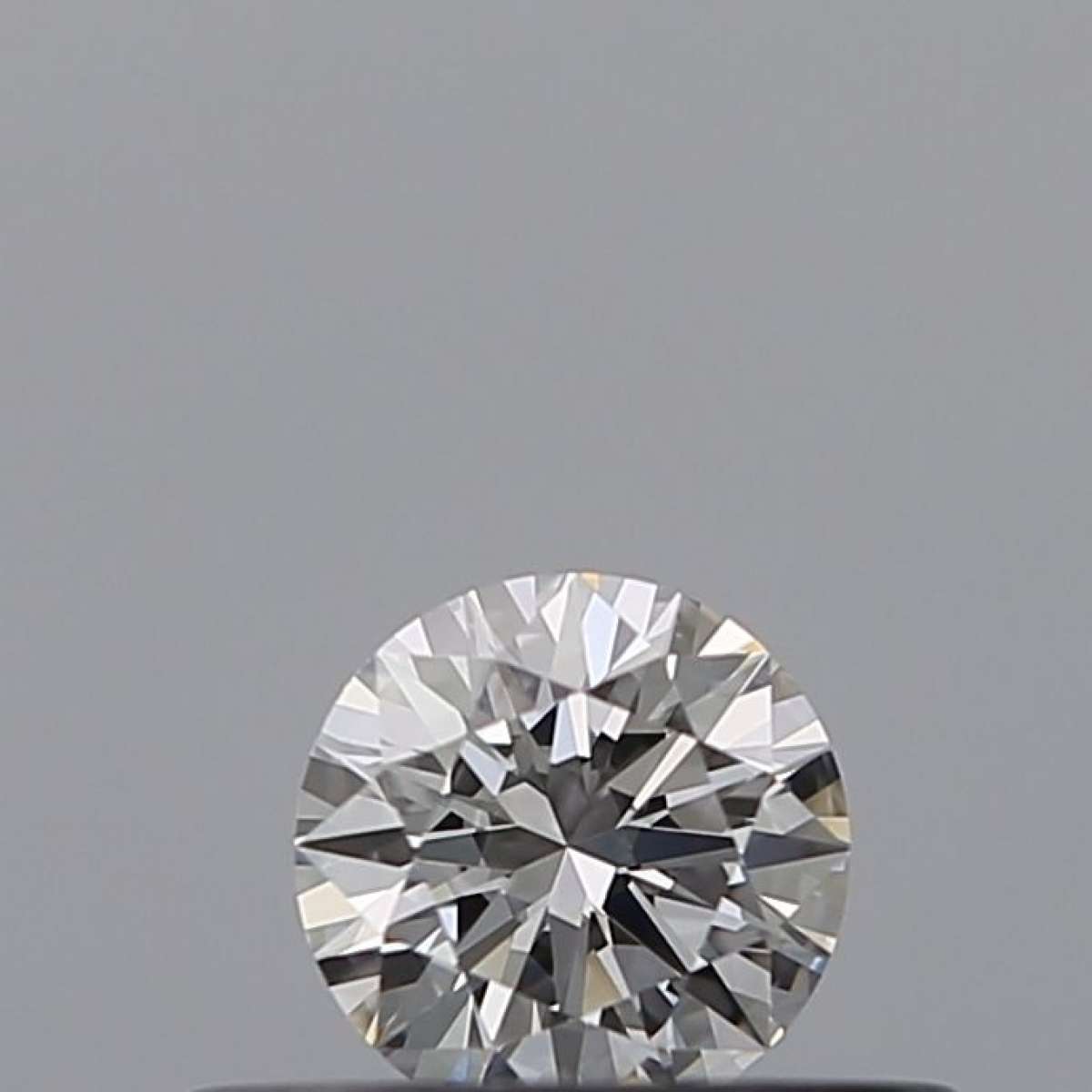 Diamante Certificato GIA Carati 0.23 Colore D Purezza VVS1 EX EX EX Fluorescenza NON Brown No Green No Milky No EyeClean 100% Diamante Certificato GIA Carati 0.23 Colore D Purezza VVS1 EX EX EX Fluorescenza NON Brown No Green No Milky No EyeClean 100%