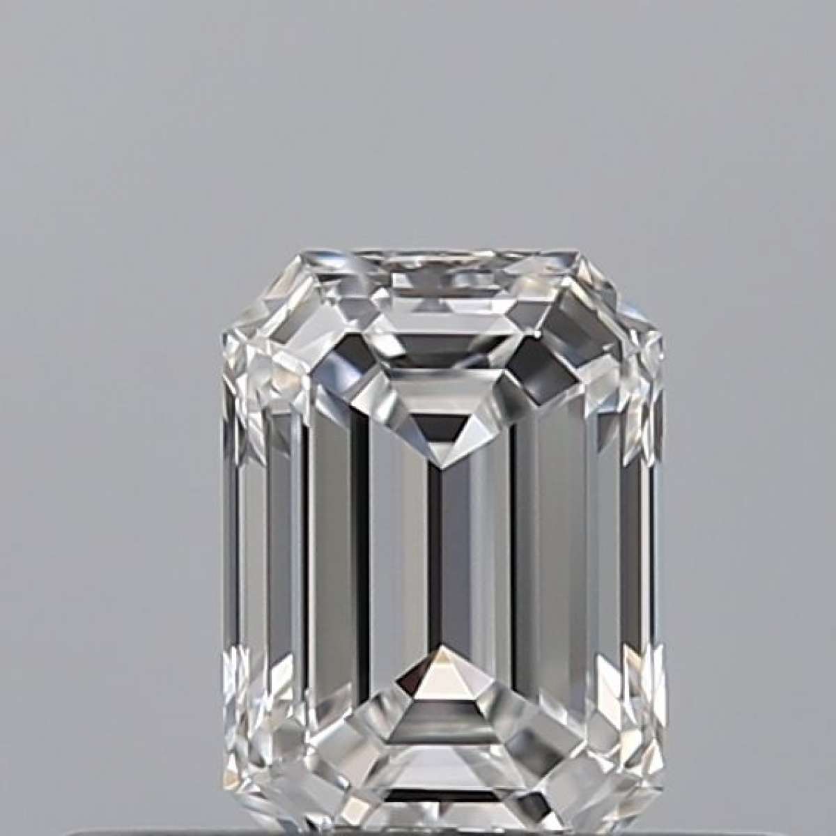 Certified Diamond GIA Carats 0.36 Color E Clarity VVS2 - EX VG Fluorescence NON Brown No Green No Milky No EyeClean 100% Certified Diamond GIA Carats 0.36 Color E Clarity VVS2 - EX VG Fluorescence NON Brown No Green No Milky No EyeClean 100%