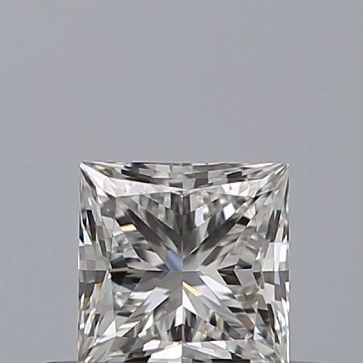 Certified Diamond GIA Carats 0.33 Color F Clarity VVS1  -  EX  VG Fluorescence FNT Brown No Milky No EyeClean 100%