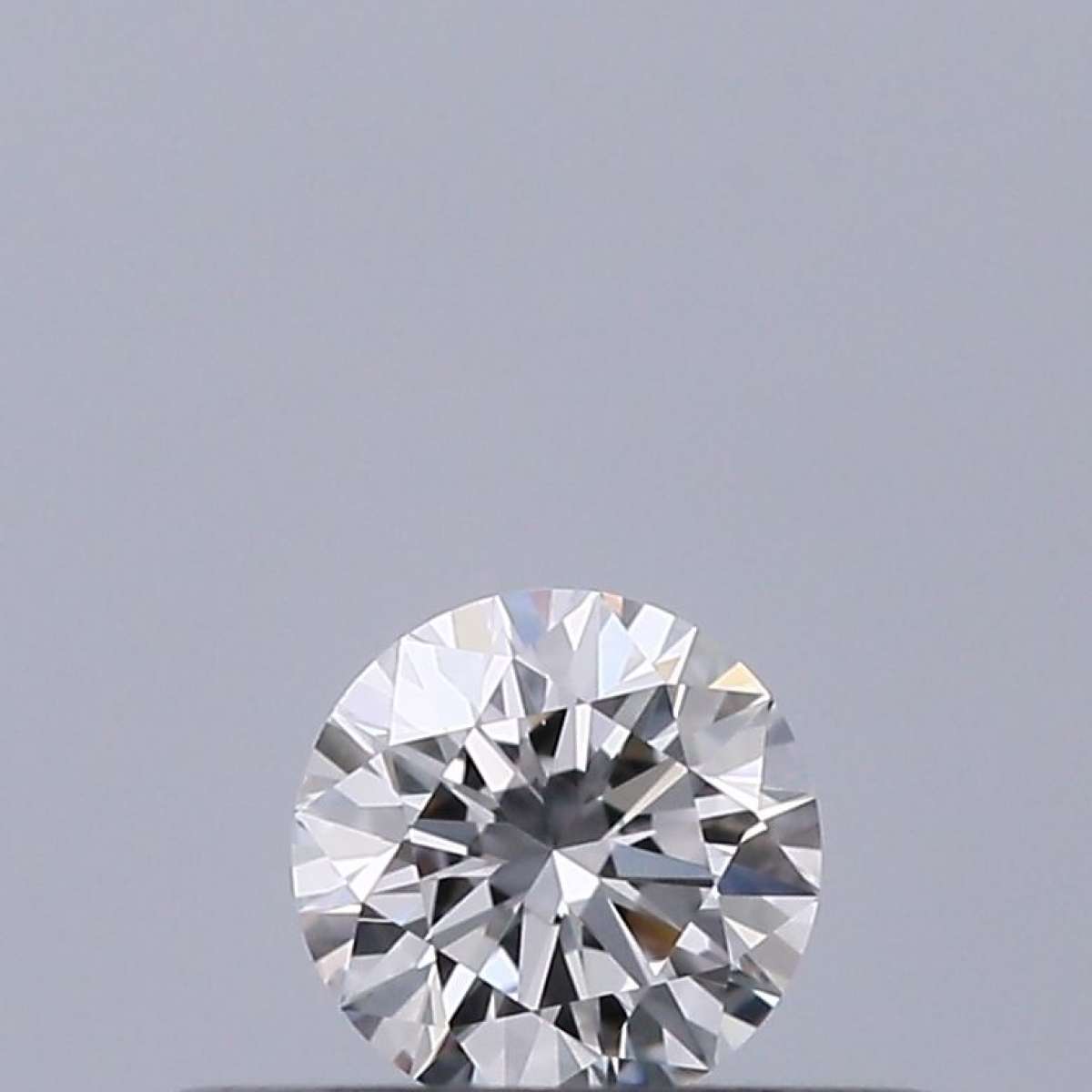 Diamante Certificato GIA Carati 0.19 Colore D Purezza IF  EX  EX  EX Fluorescenza NON Brown No Green No Milky No EyeClean 100%