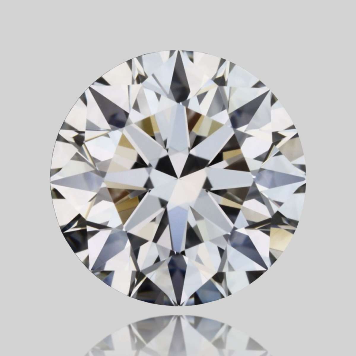 Diamante Certificato GIA Carati 0.71 Colore F Purezza VVS2 EX EX EX Fluorescenza NON Brown No Green No Milky No EyeClean 100% Diamante Certificato GIA Carati 0.71 Colore F Purezza VVS2 EX EX EX Fluorescenza NON Brown No Green No Milky No EyeClean 100%