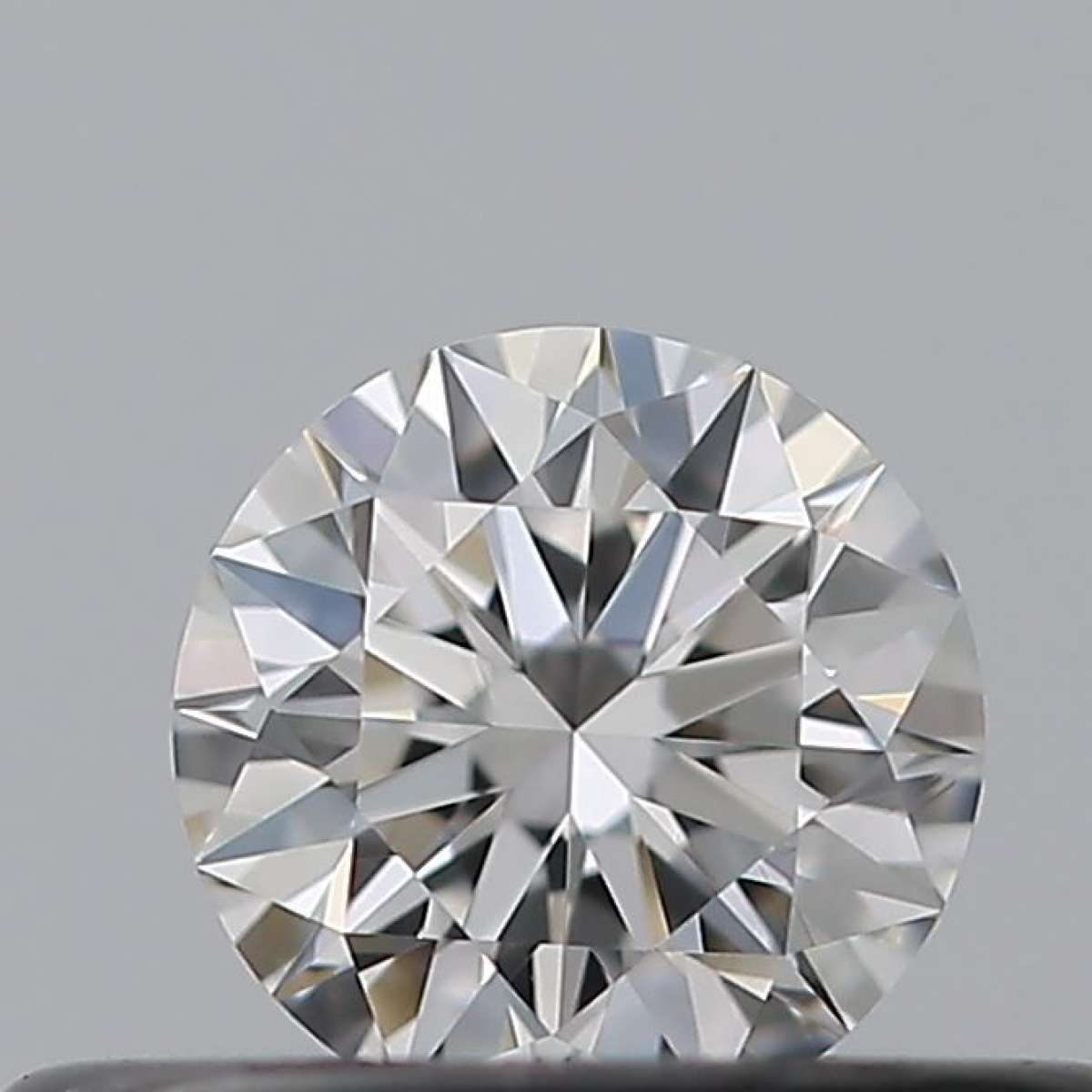 Certified Diamond GIA Carats 0.23 Color F Clarity VS2 EX EX EX Fluorescence NON Brown No Green No Milky No EyeClean 100% Certified Diamond GIA Carats 0.23 Color F Clarity VS2 EX EX EX Fluorescence NON Brown No Green No Milky No EyeClean 100%